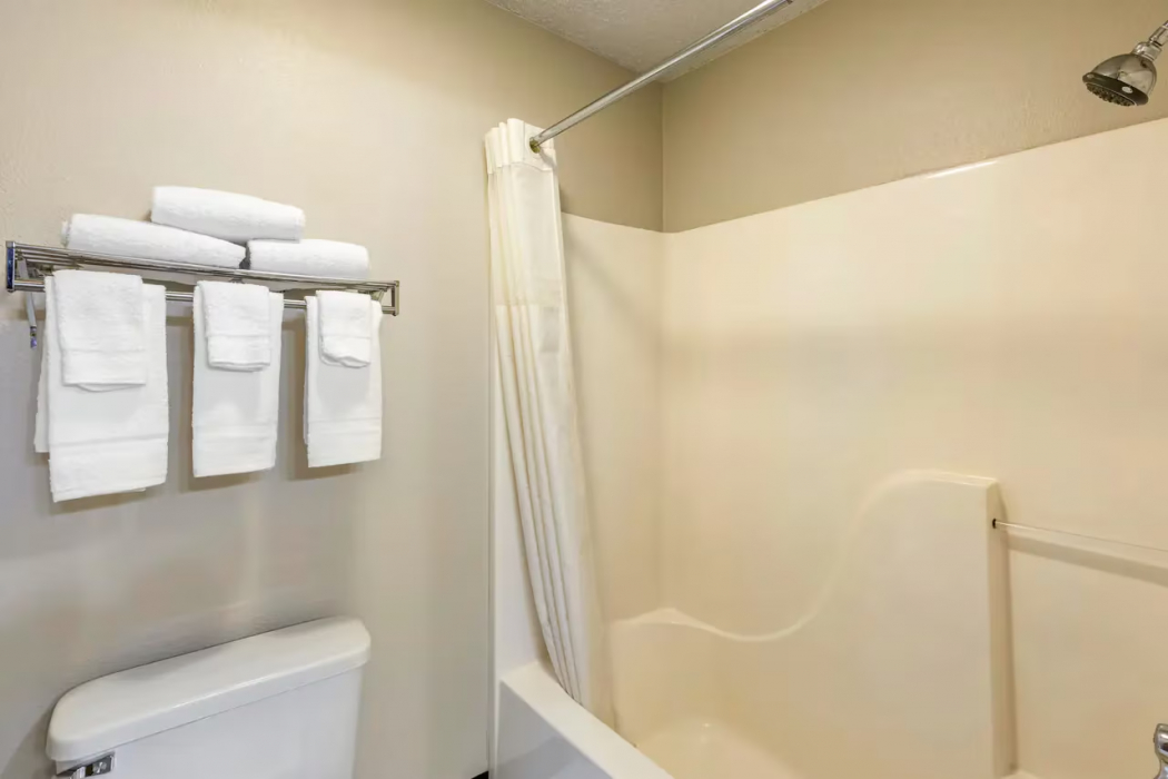 Bathroom 5, Quality Inn Longmont, Weld