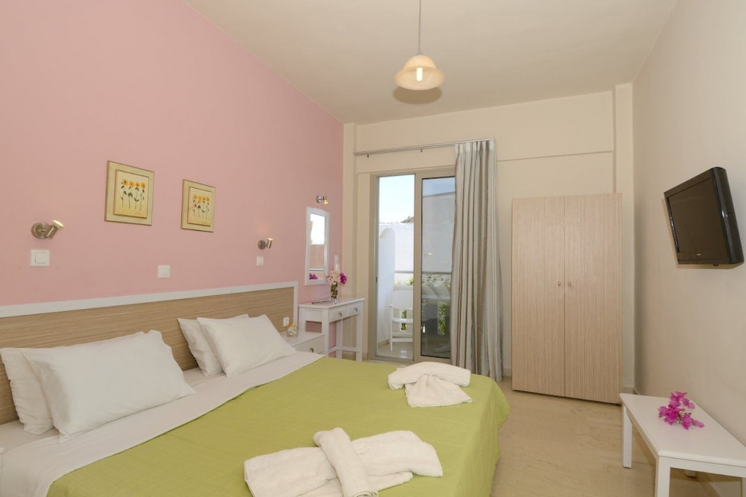 Bedroom 2, Costas and Chrysoula, Crete