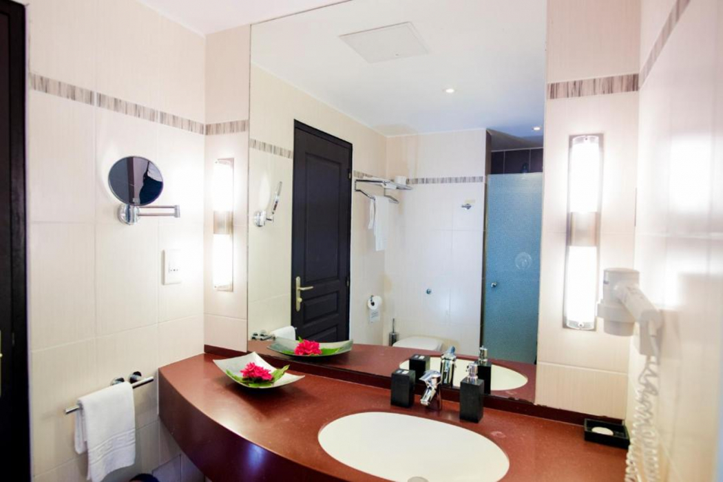 Bathroom 4, Mantis Soanambo hotel and Spa Sainte Marie, Analanjirofo
