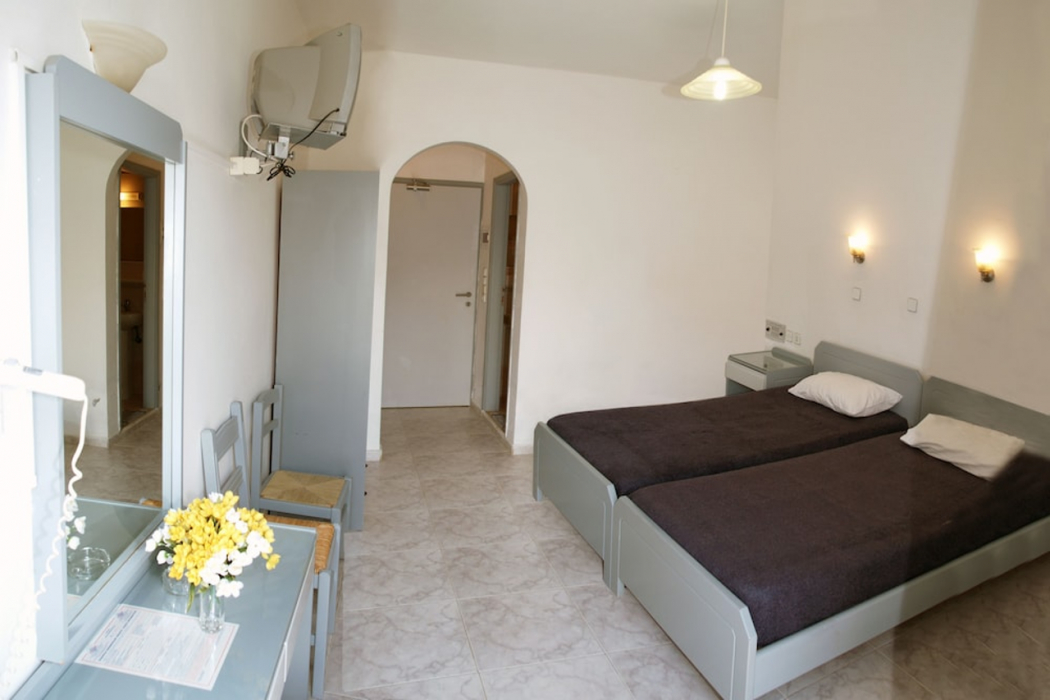 Bedroom 3, Costas and Chrysoula, Crete
