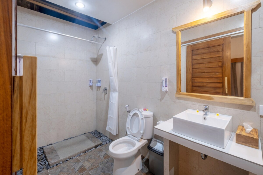 Bathroom 4, NG Sweet Home, Klungkung