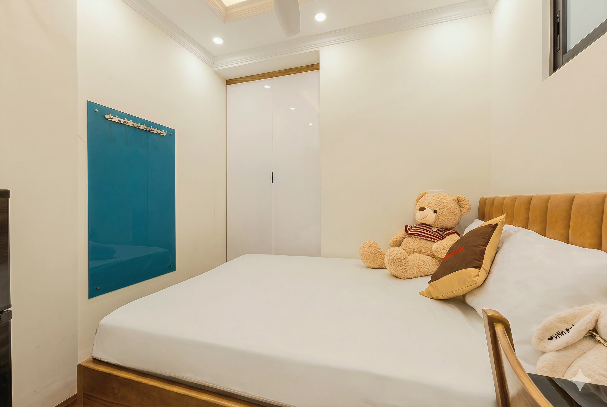4, Paradise Hotel Ha Noi, Tây Hồ