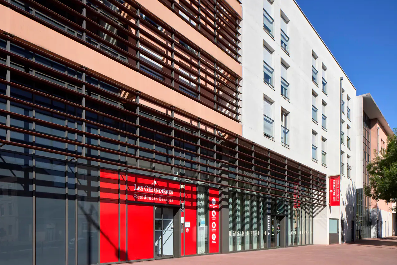 Exterior view 2, Quality Aparthotel Chalon-sur-Saône Gare, Saône-et-Loire