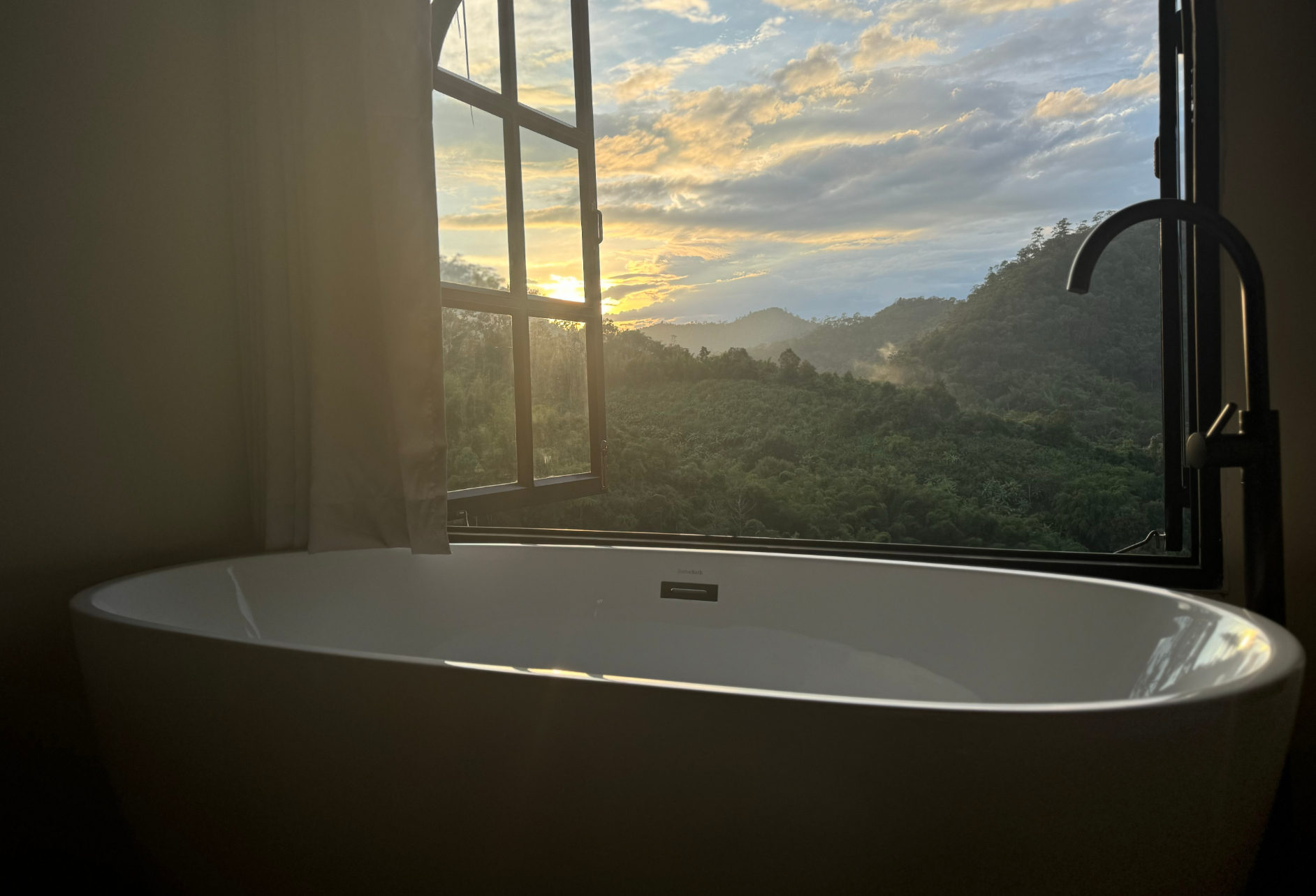 Bathroom, Yazama Homestay, Mae Taeng