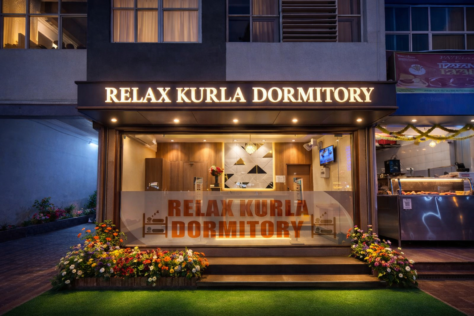 Entrance, Relax Kurla Dormitory, Mumbai Suburban