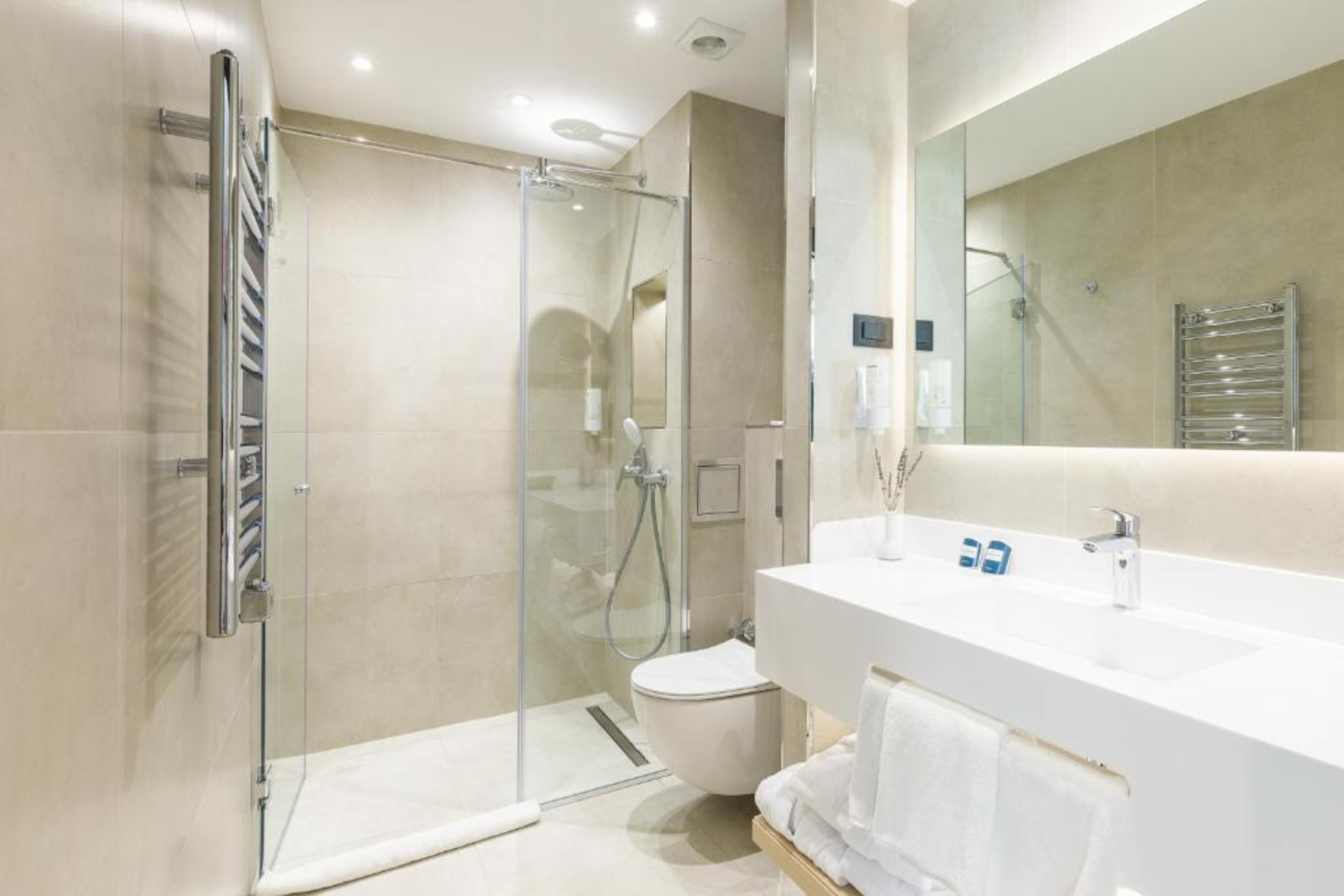 Bathroom 5, Regnum Banya Thermal Hotel, Razlog