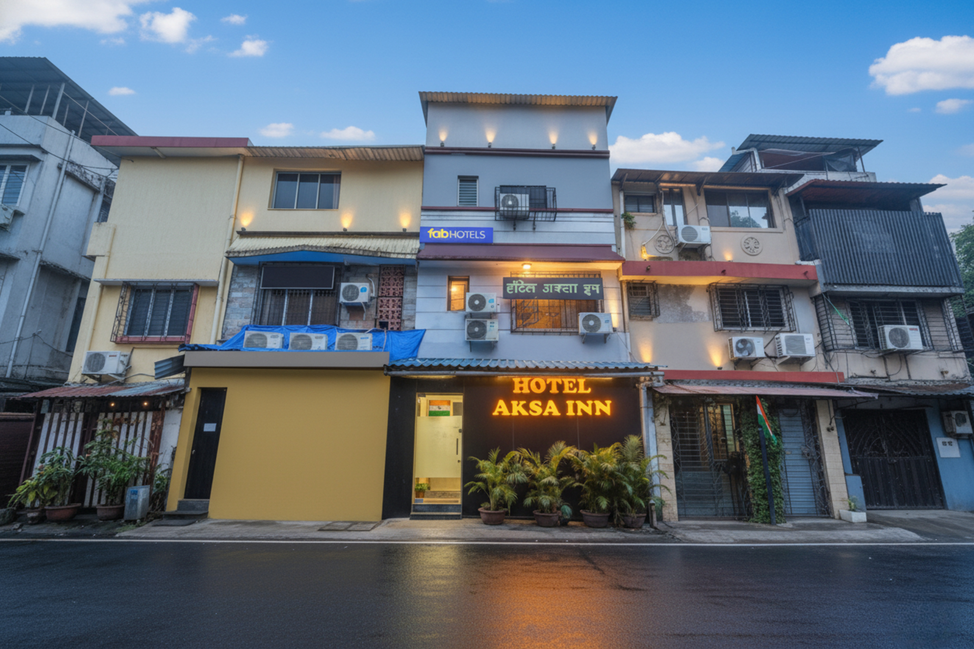 Exterior & Views, FabHotel Aksa Inn, Mumbai Suburban