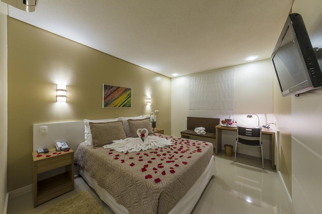 Bedroom 2, Hotel Thomasi Express, Maringá