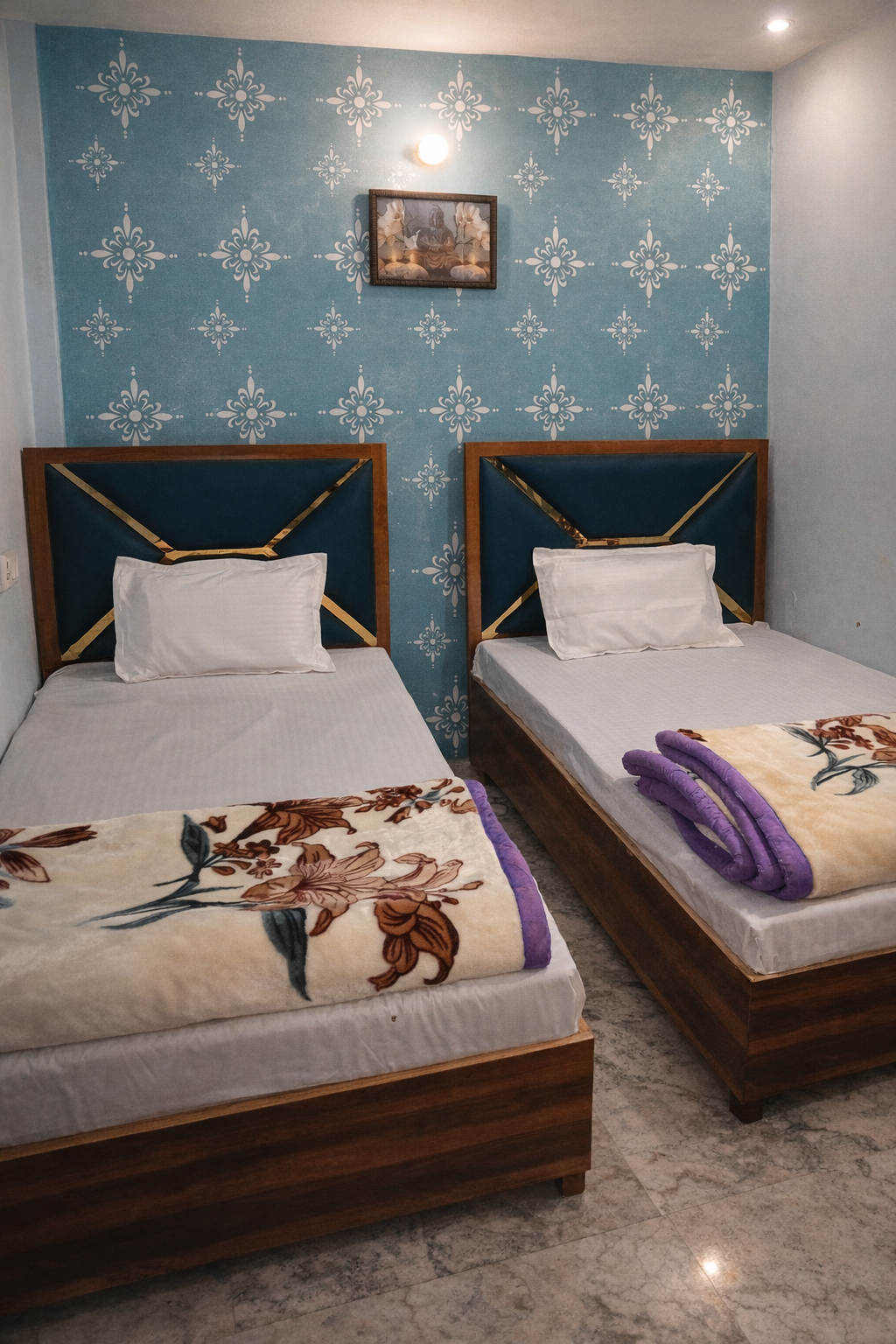 Bedroom 3, Mahamaya Paying Guest House, Varanasi