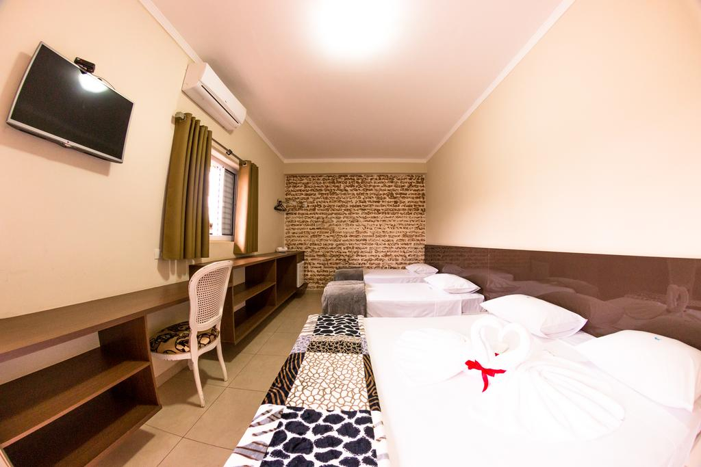 Bedroom 2, Pousada Toca das Aguas, Olímpia