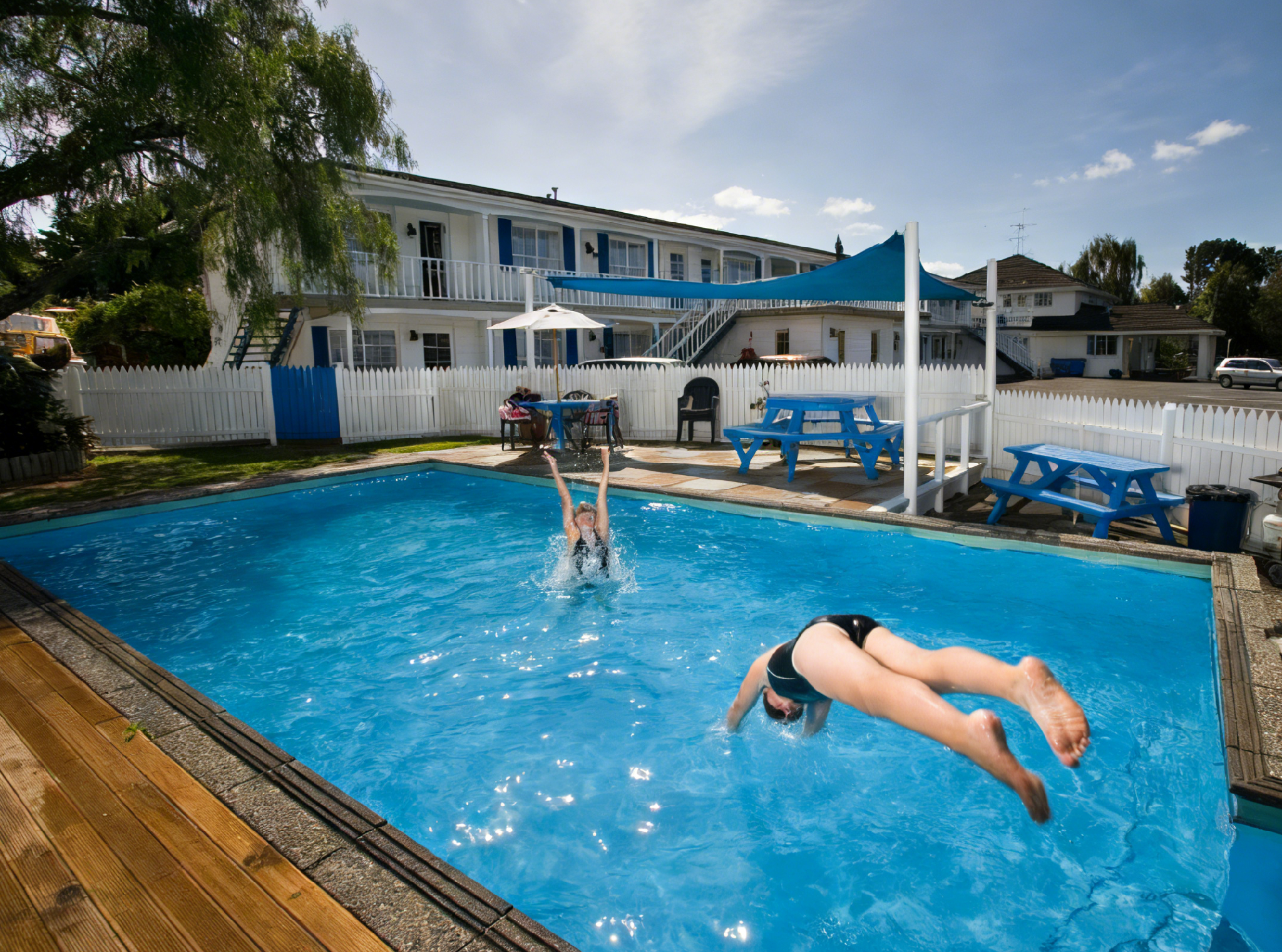 Sport & Beauty 5, Boundary Court Motor Inn, Hamilton