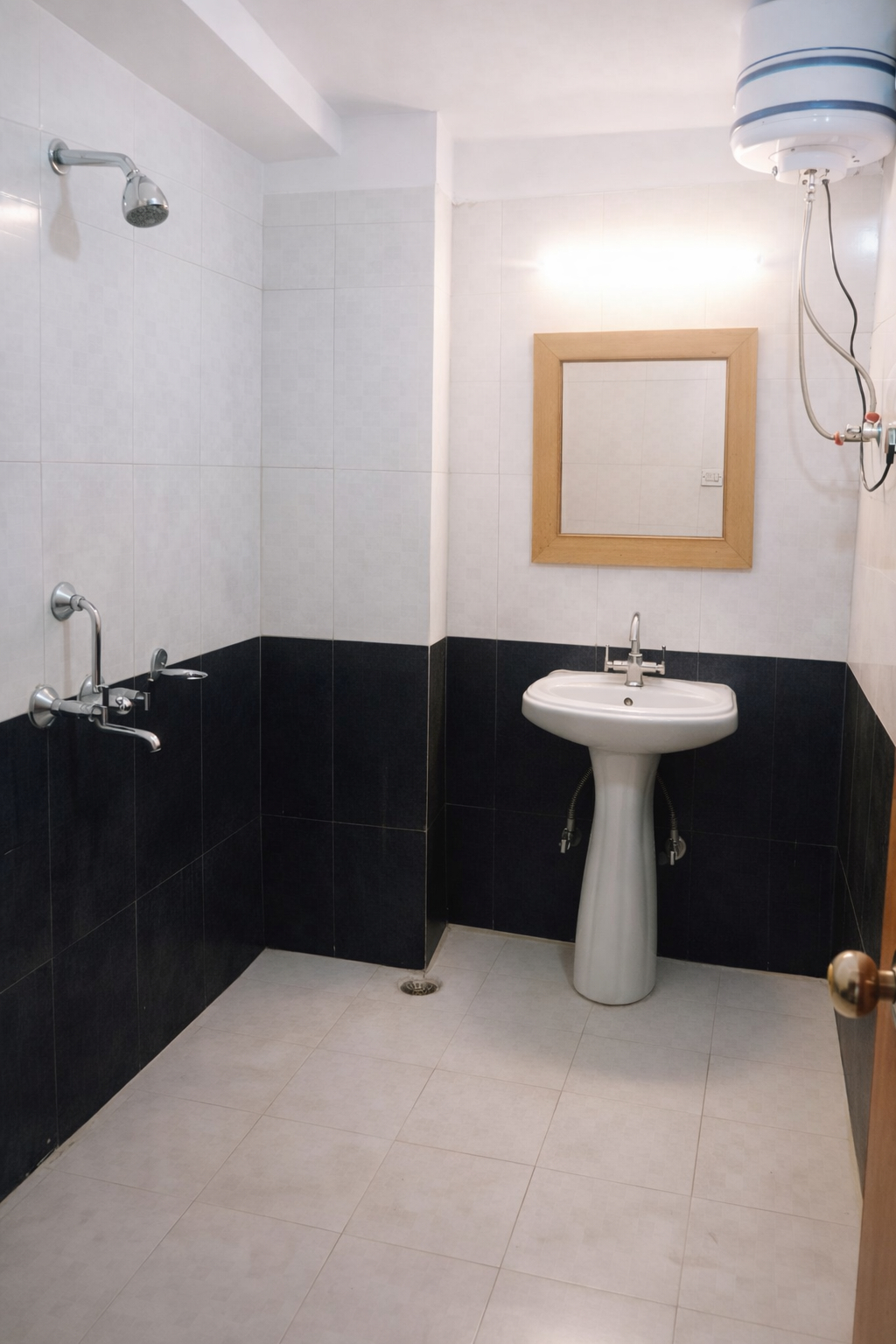 Bathroom 4, Hotel Atithi International, Reasi