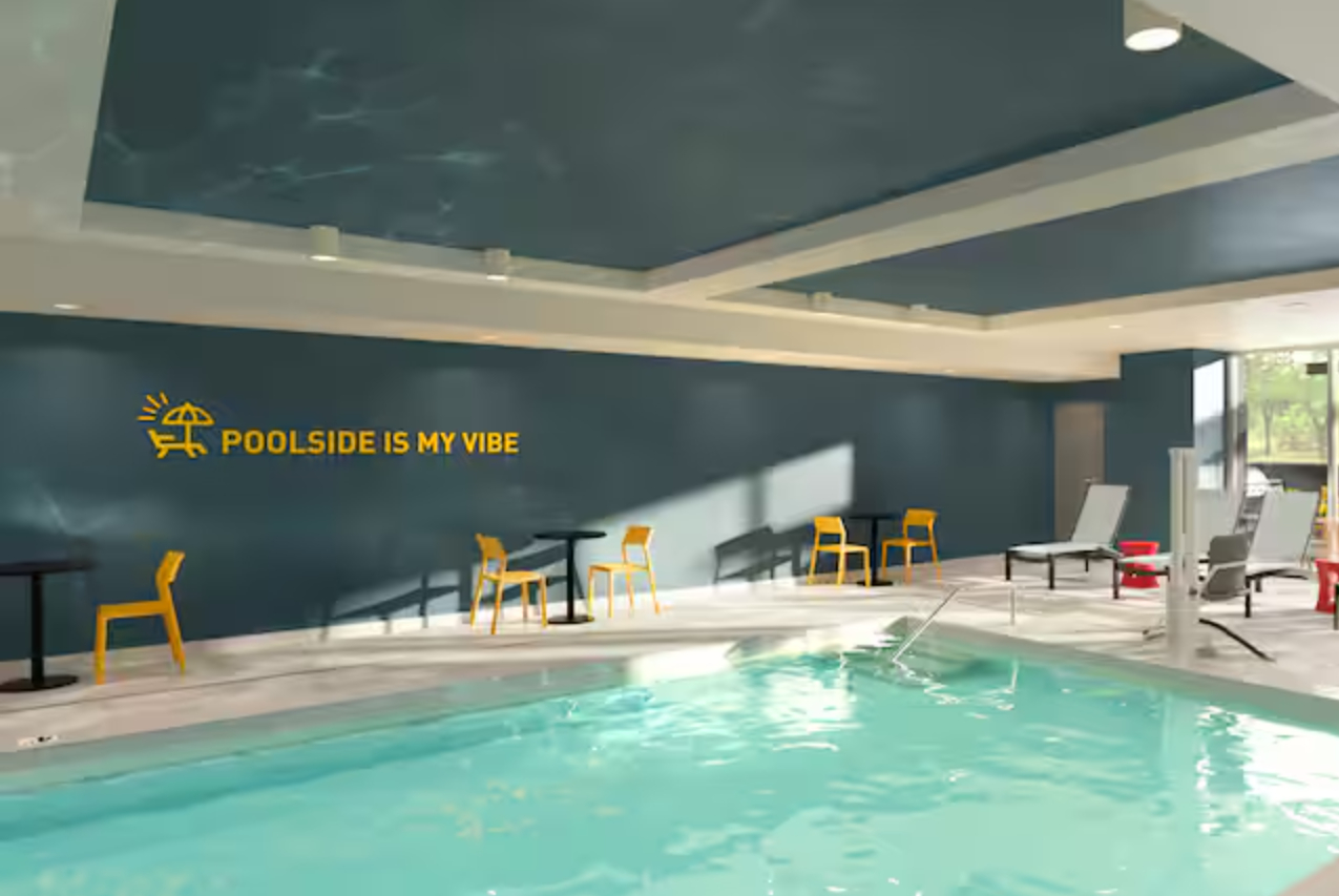 Swimming pool, Home2 Suites By Hilton Fresno Northwest, Fresno