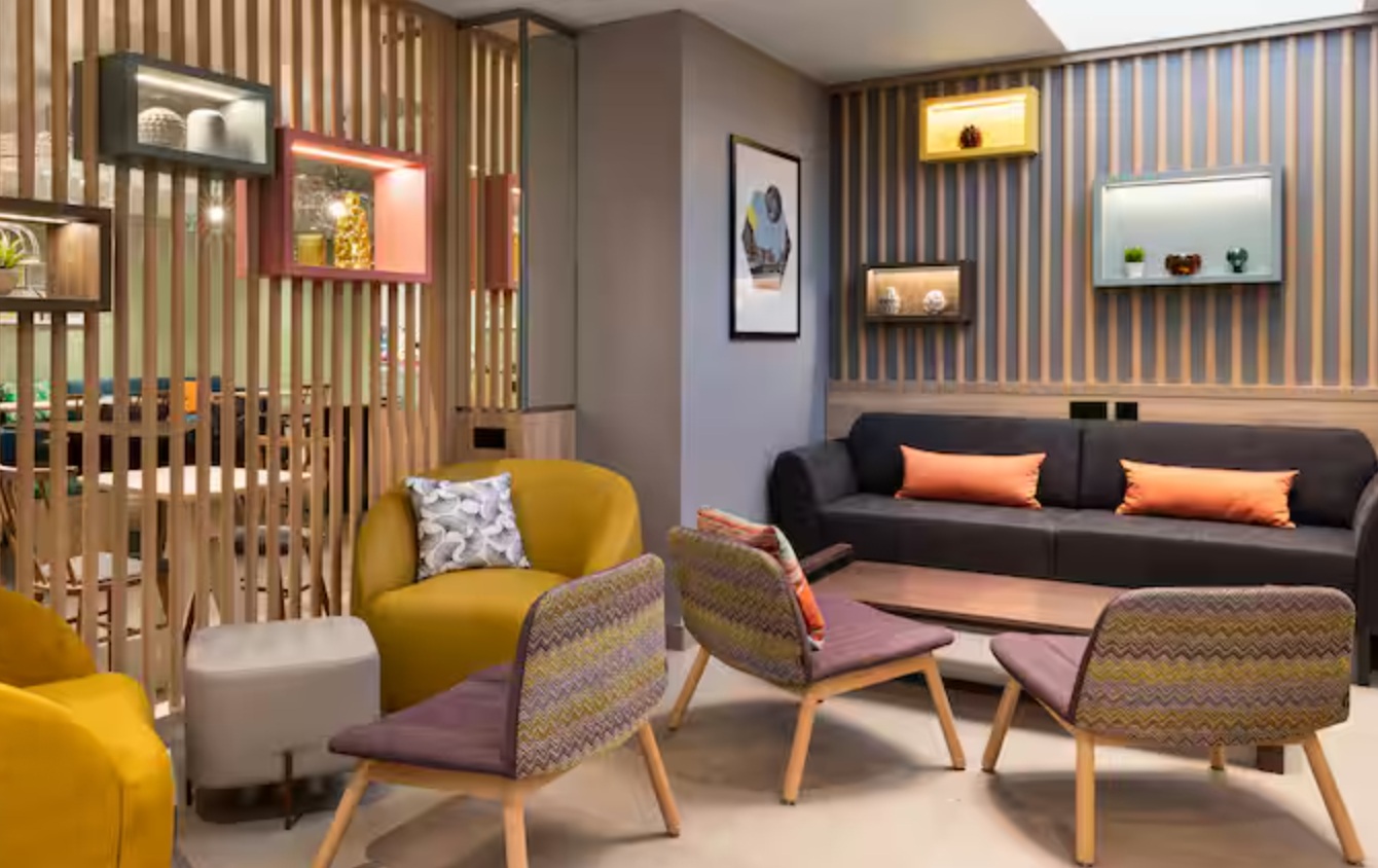 Reception 4, Hampton by Hilton Bordeaux Merignac Airport, Gironde