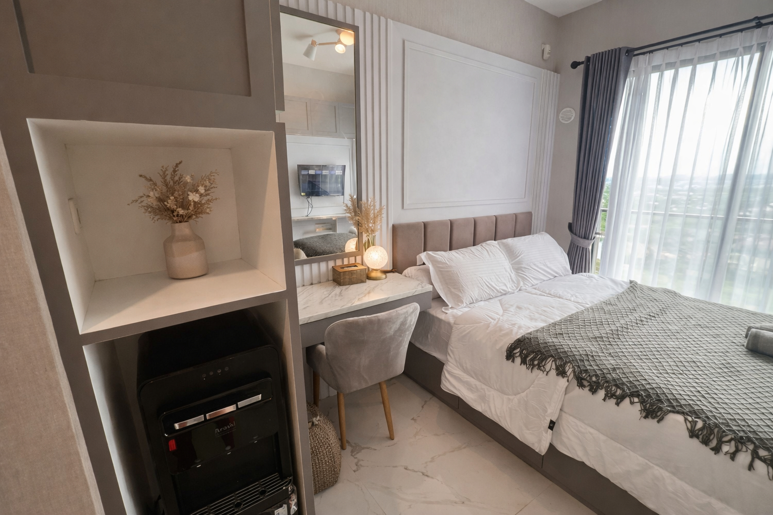 1, Four Living Sky House BSD, South Tangerang