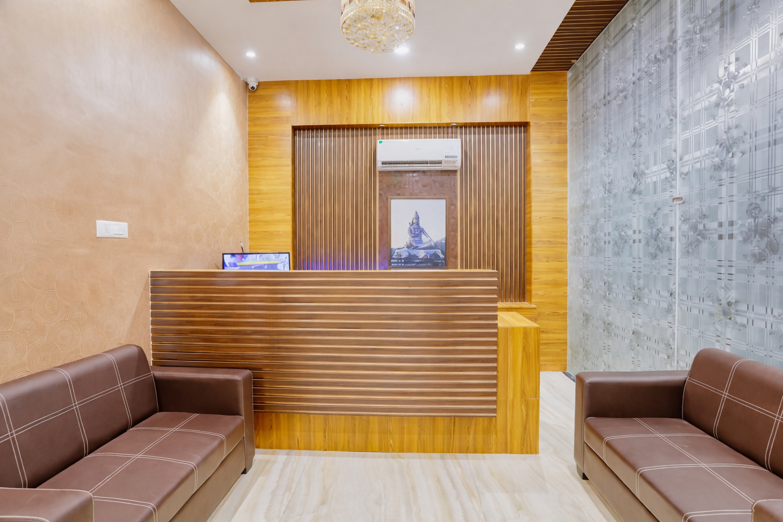 Others 5, Hotel B Fine, Indore