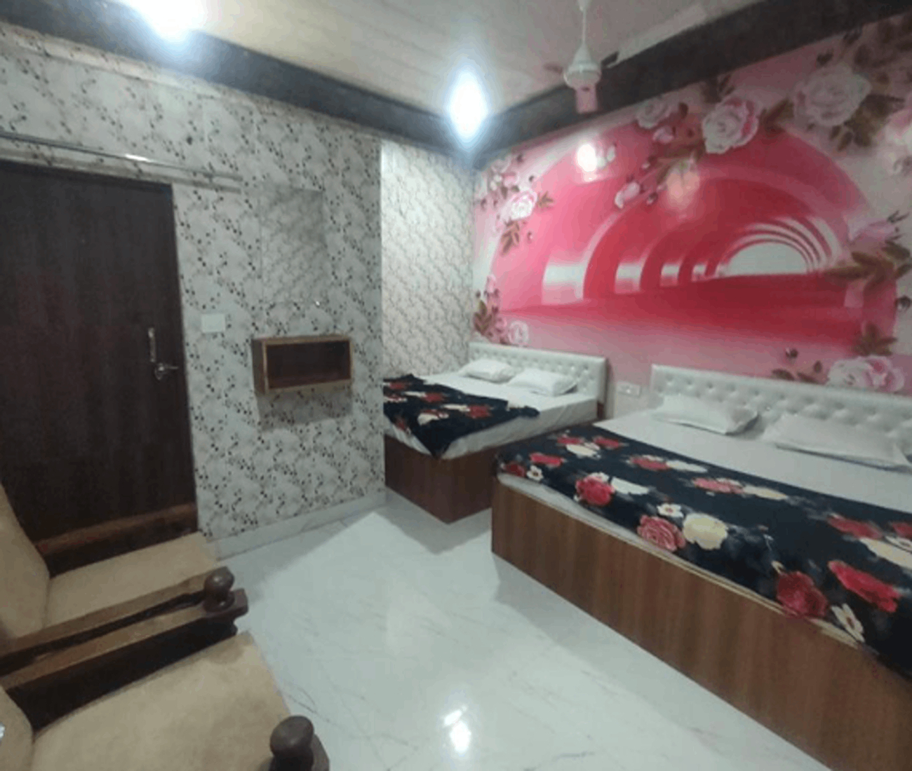 Bedroom 2, Shree Banke Bihari Atithi Bhawan, Mathura