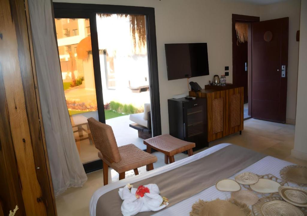 Bedroom 3, Fanadir Bay Beach Resort & Aqua Park, Al-Ghurdaqah