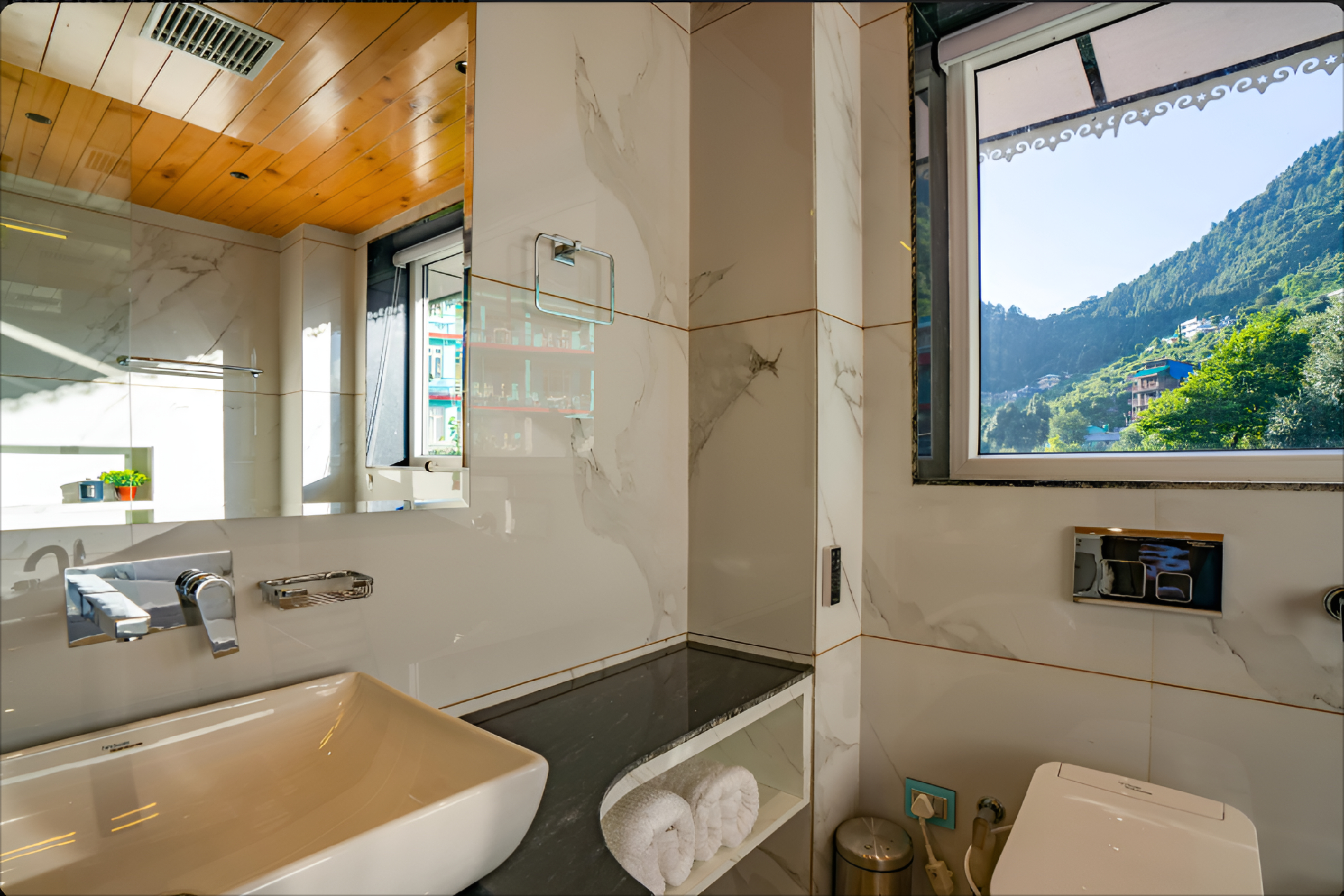 Bathroom 2, JR Resort, Kangra
