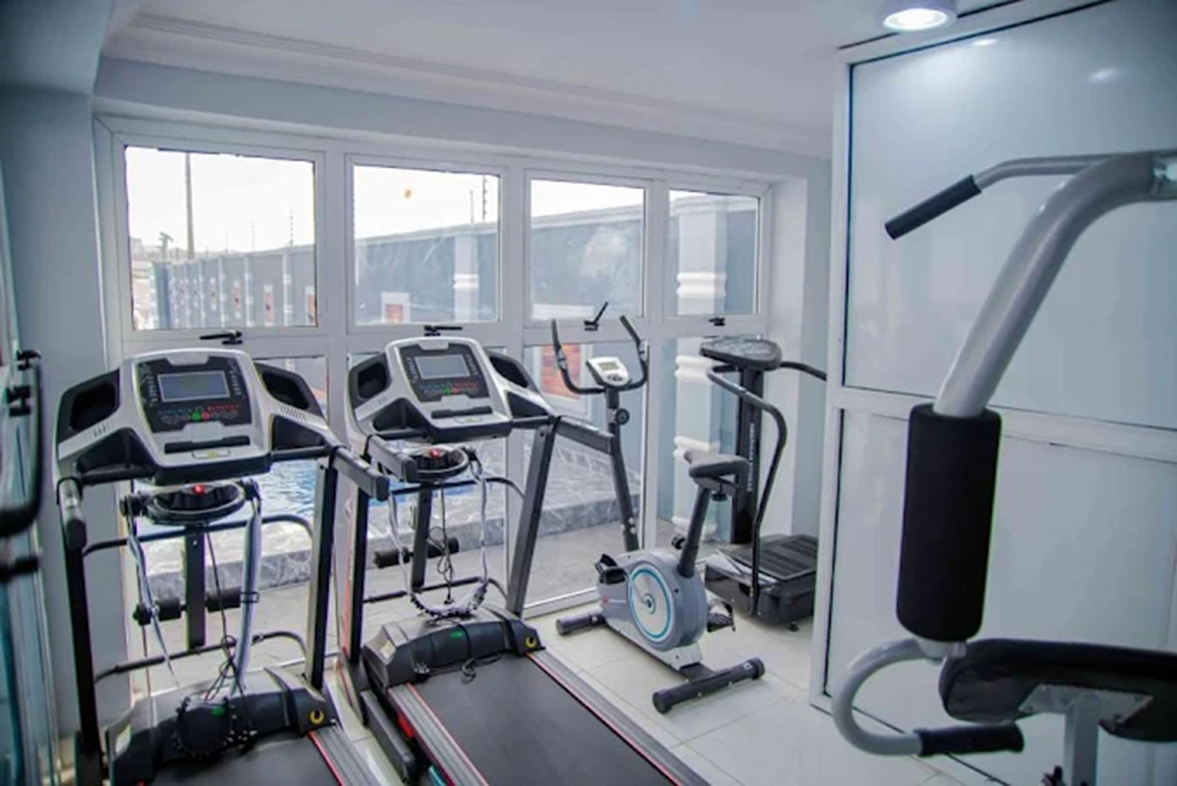 3, Alubarika Service Apartments, Oshodi/Isolo
