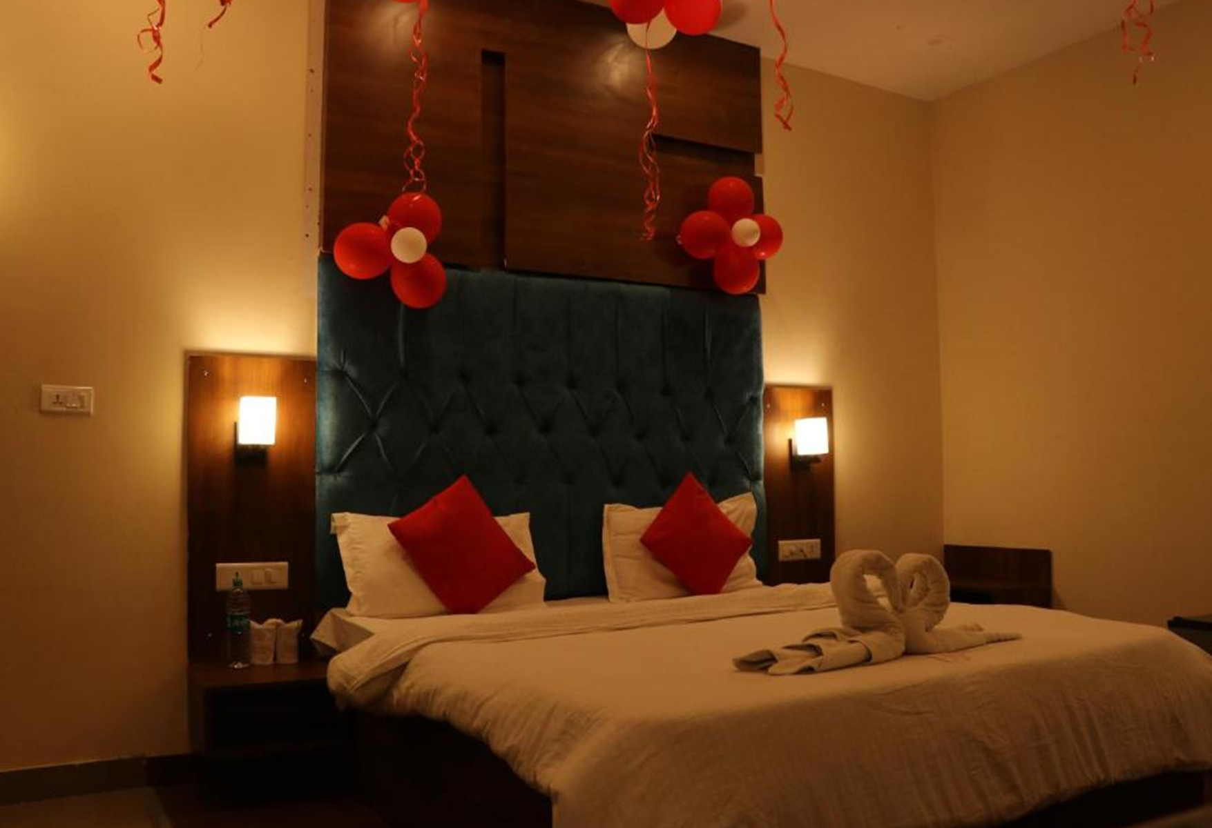 Bedroom 2, Hotel Pushap Palace, Patiala