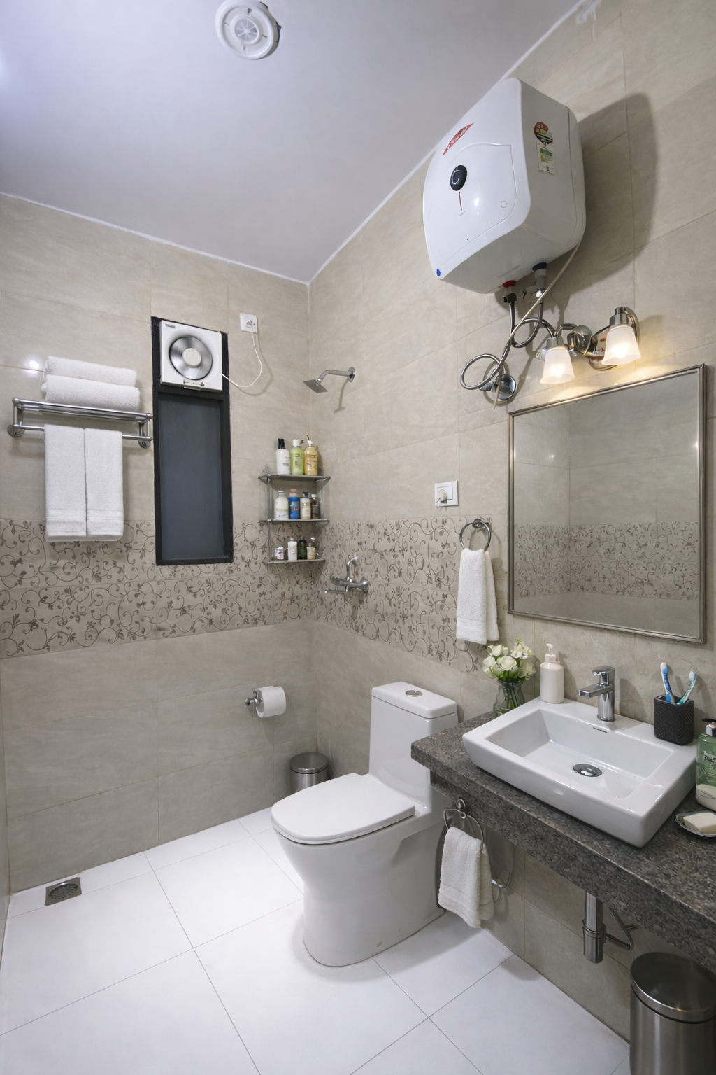 Bathroom, Hotel Dream Connect, Gurgaon
