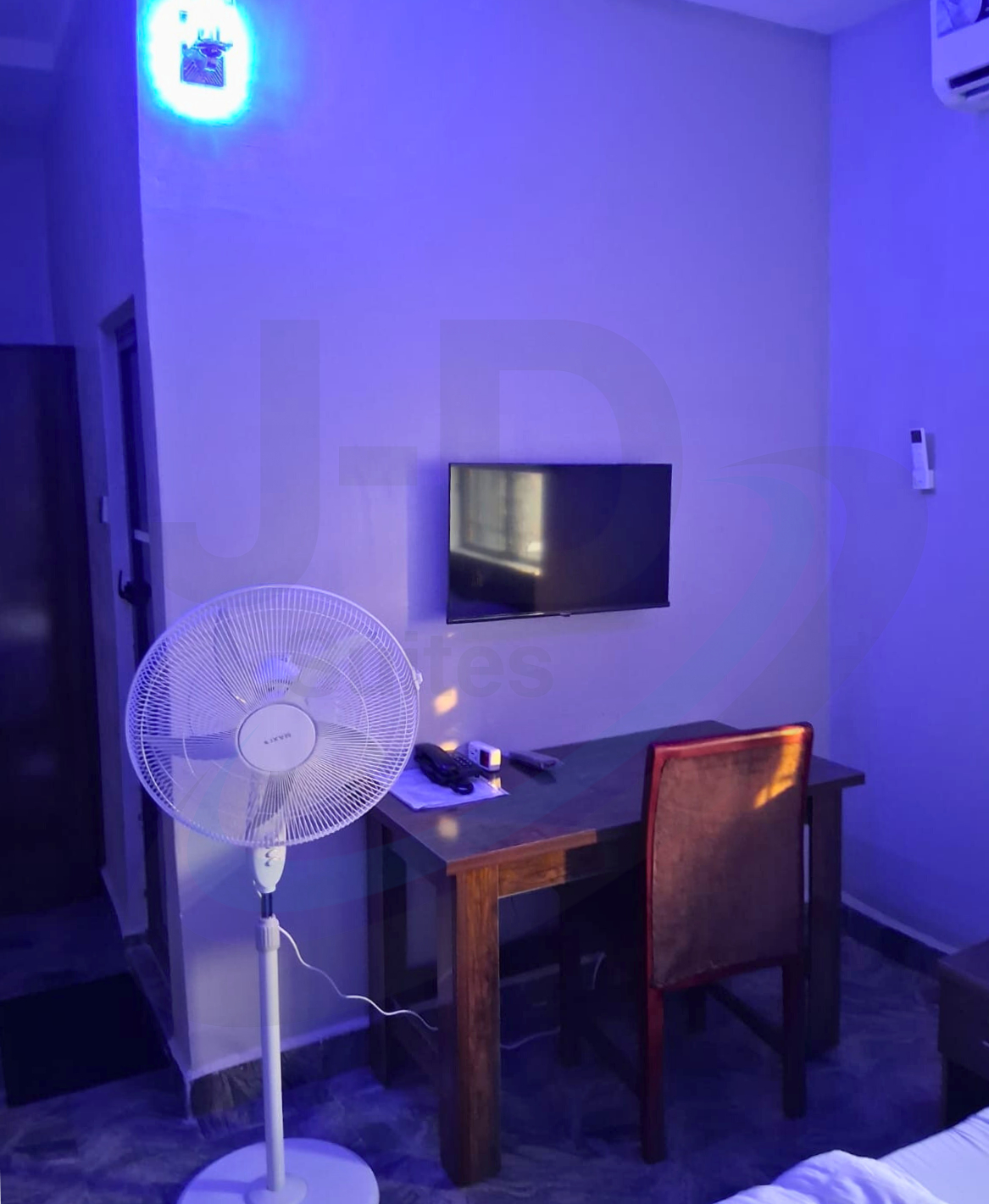 3, J-D Suites, Obio/Akp