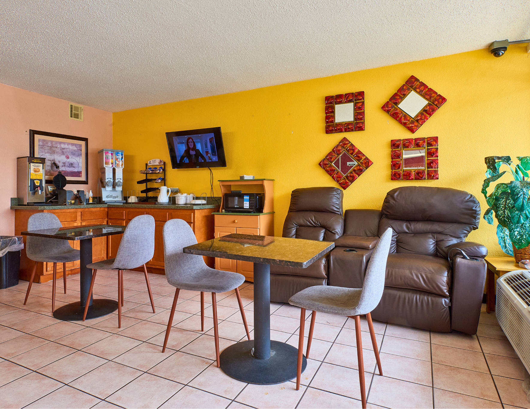 Public Area, Magnuson Hotel Jacksonville Downtown, Duval
