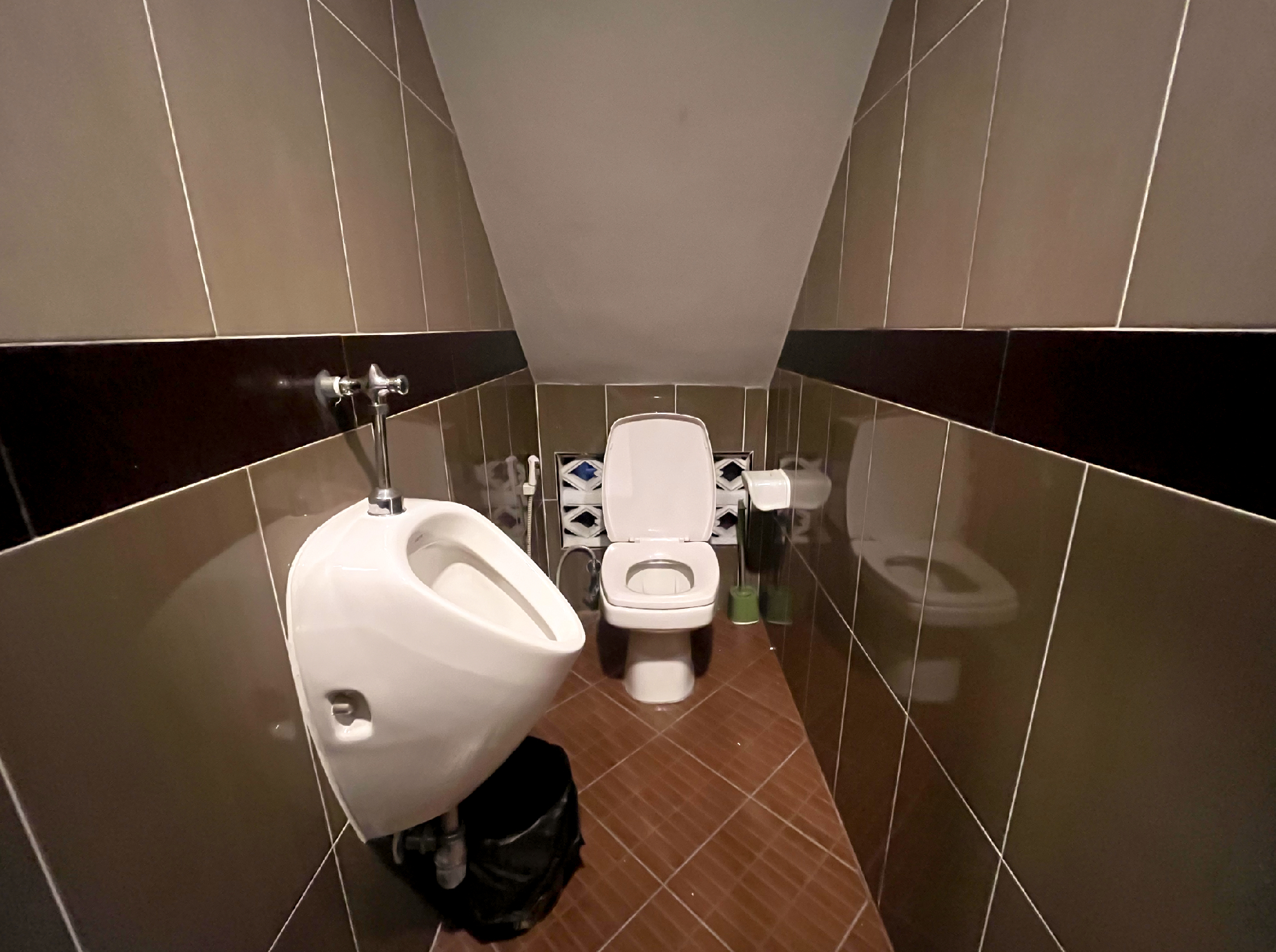 Bathroom 4, Baanngern Wualai, Muang Chiang Mai