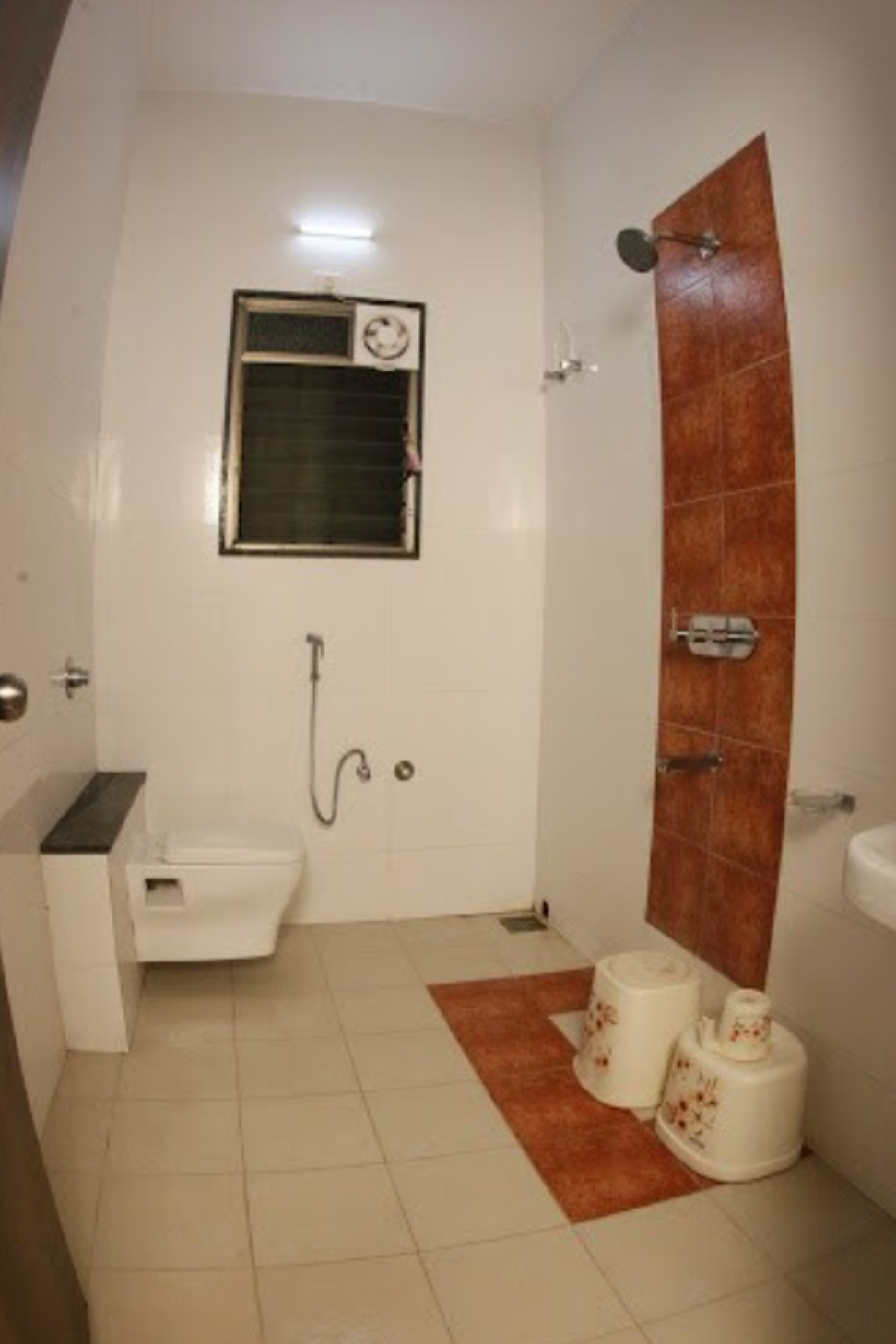 Bathroom, Hotel Jotirling, Solapur