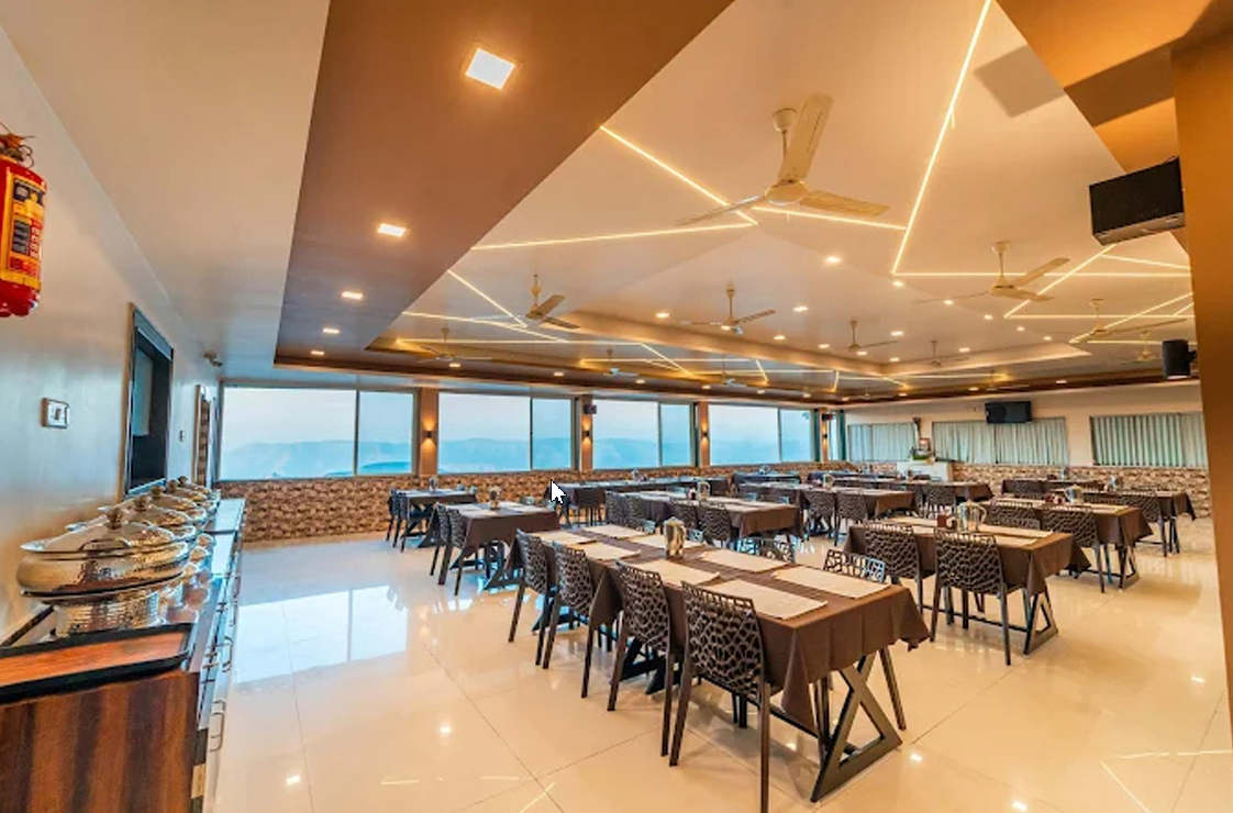 Food & Drinks, Kaizen Stays And Resto, Satara