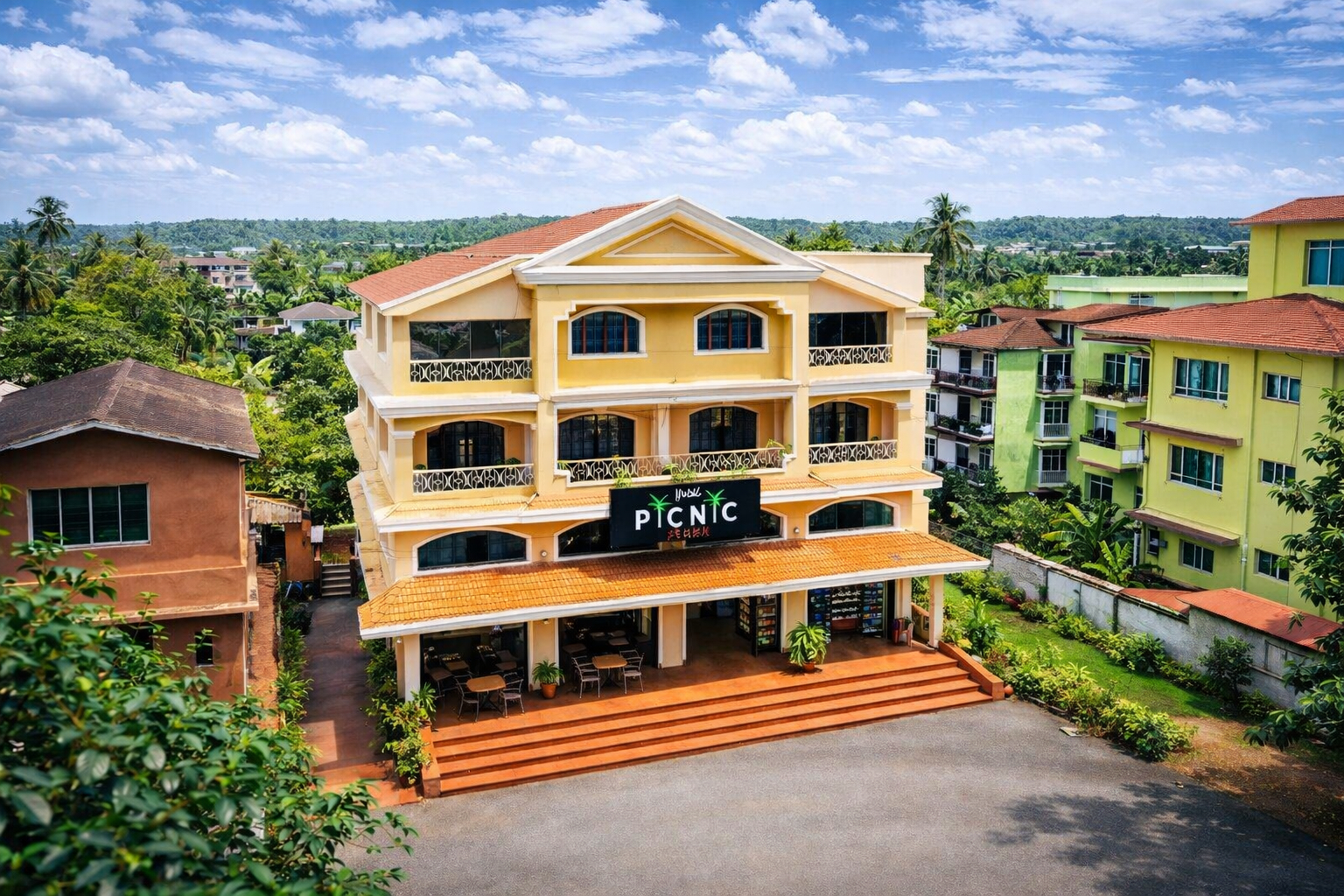 Exterior view 2, Hotel Picnic Plaza, North Goa