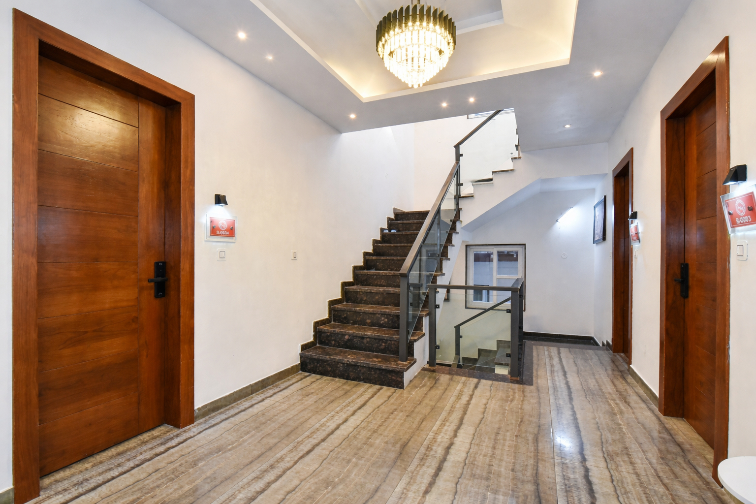 Public Area 2, AH Grand Villa - Hotel Near Dalai Lama Temple, Kangra