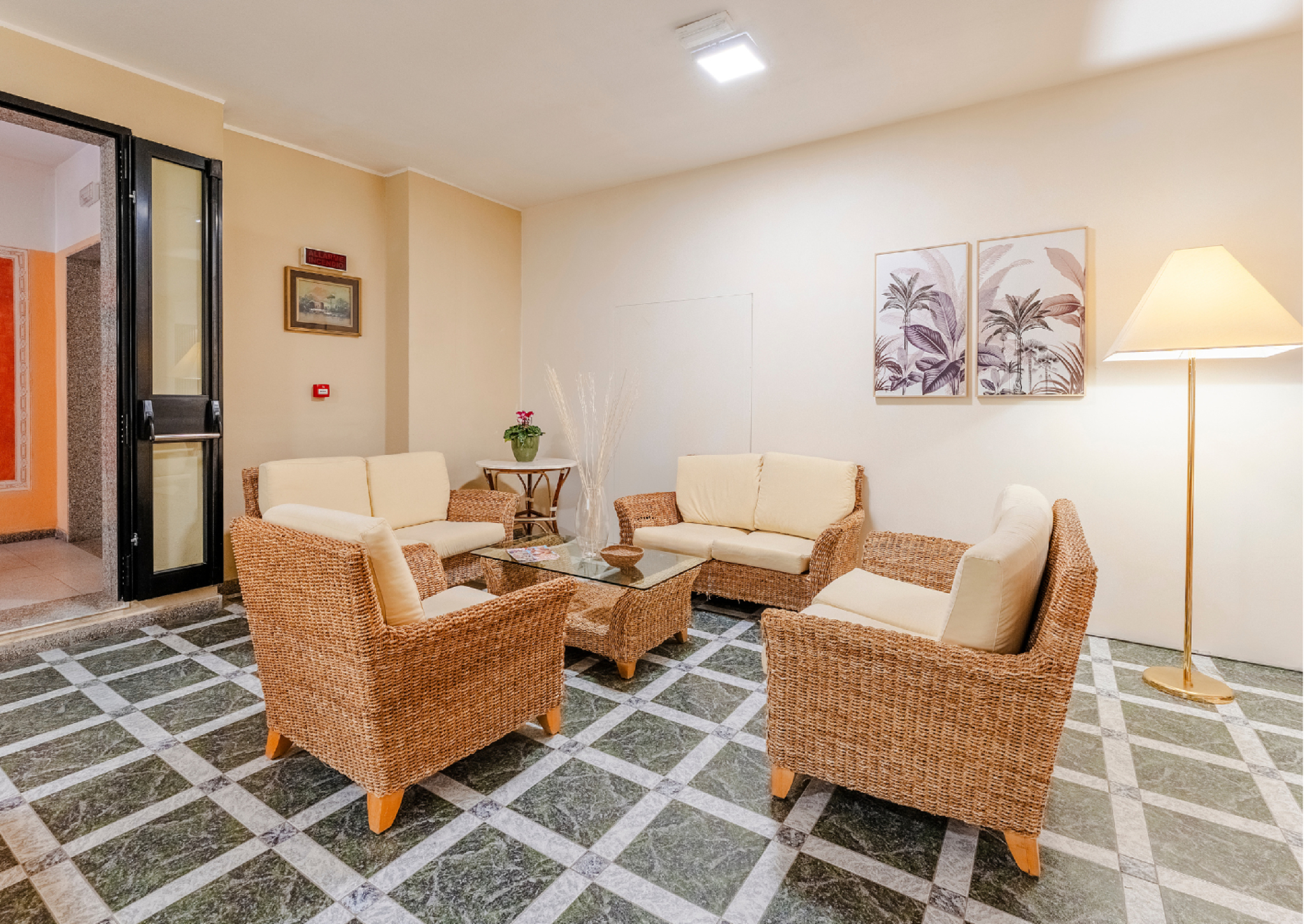 5, Studio house in a central location, Sassari