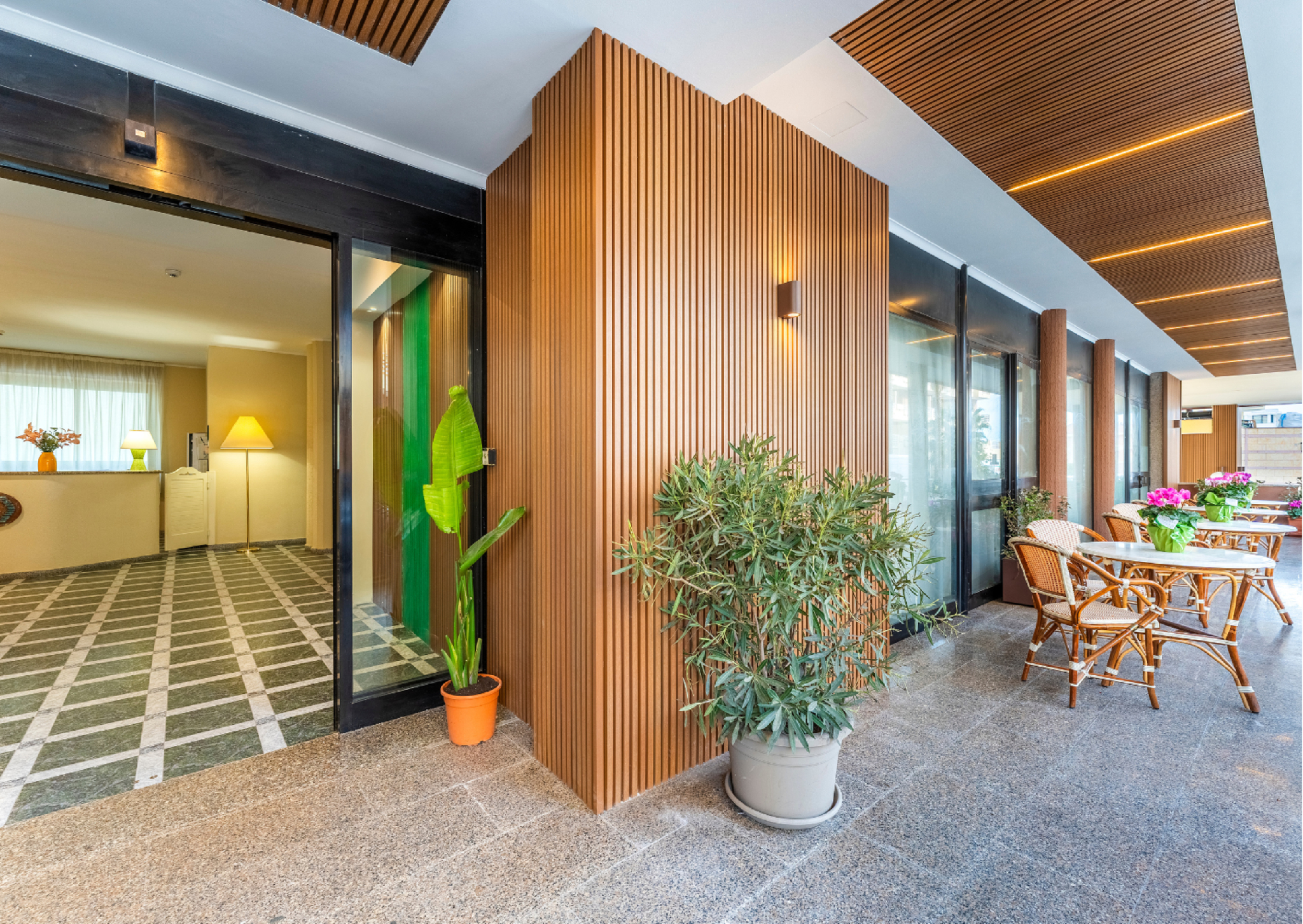 Entrance, Stylish residence house in Alghero, Sassari