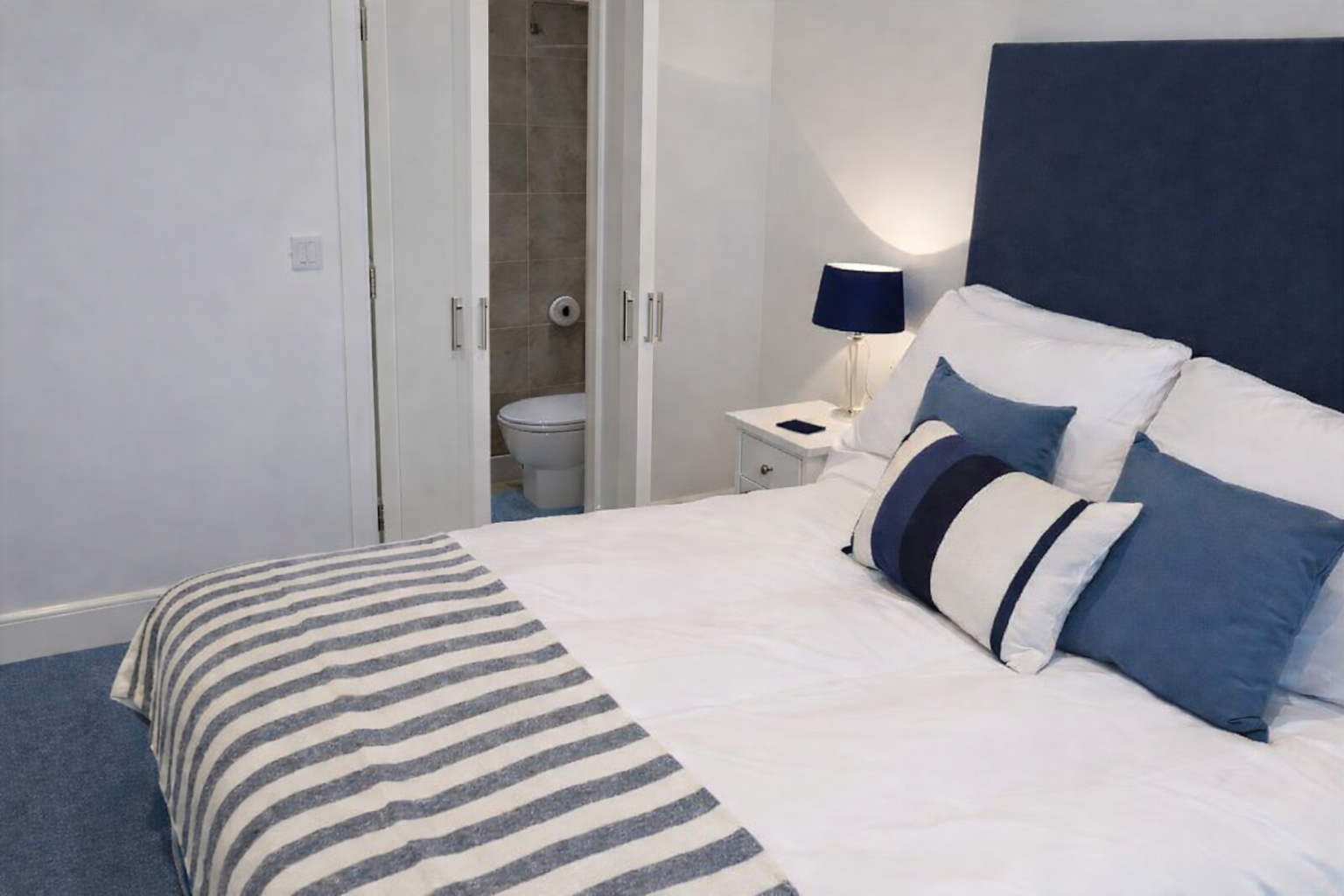Bedroom 4, The George Inn, Devon