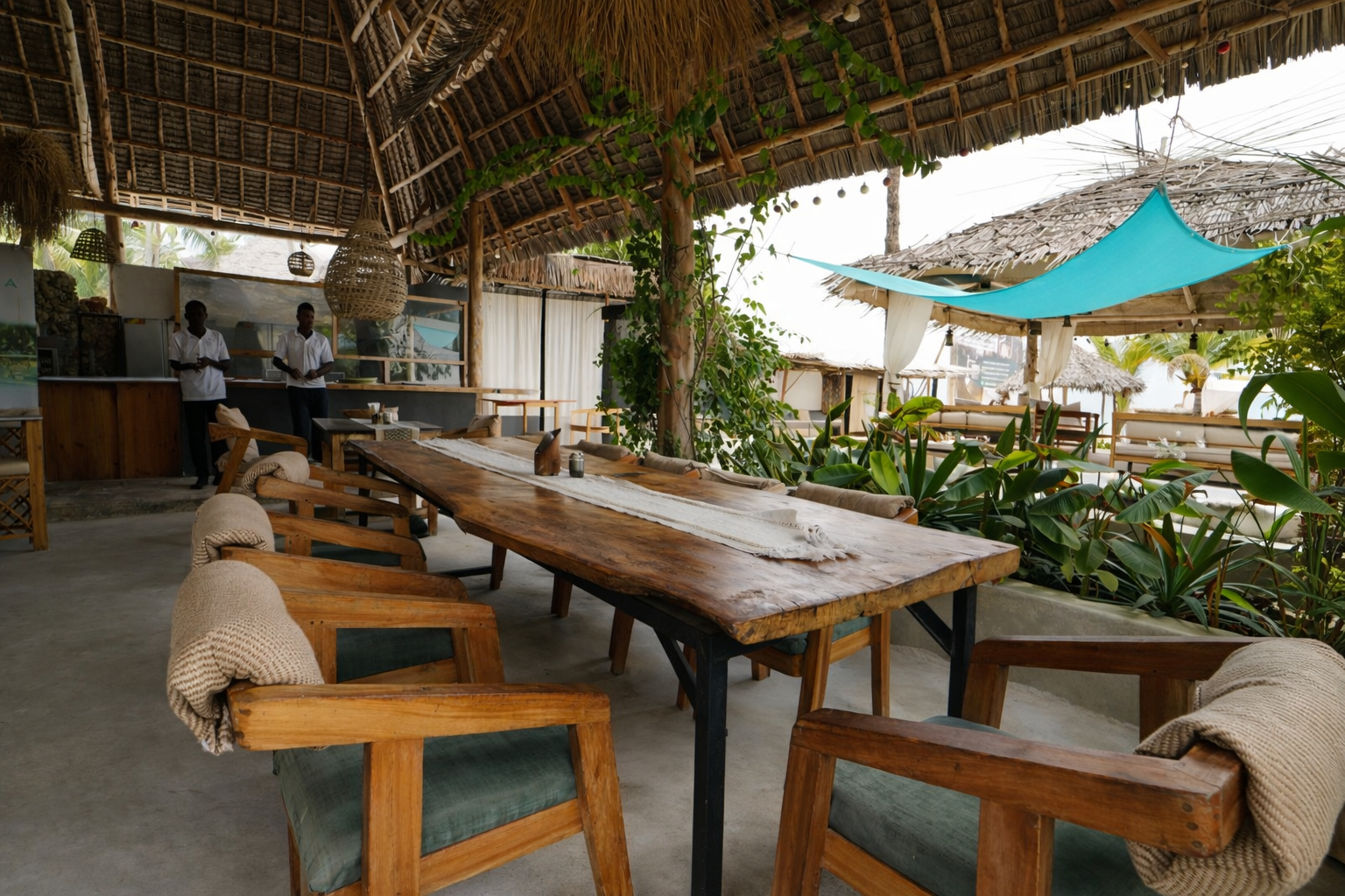 Food & Drinks 5, The Nest Boutique Resort, Kusini