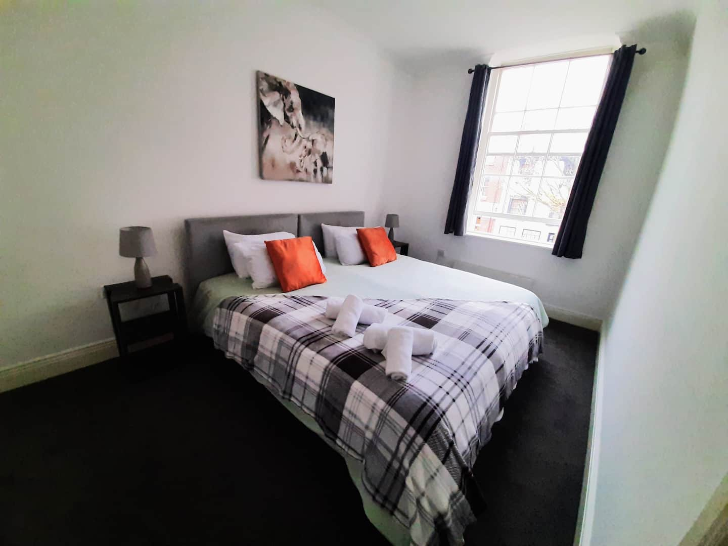 Others 3, Unique 2 Bedroom Flat in the Heart of Reading!, Reading