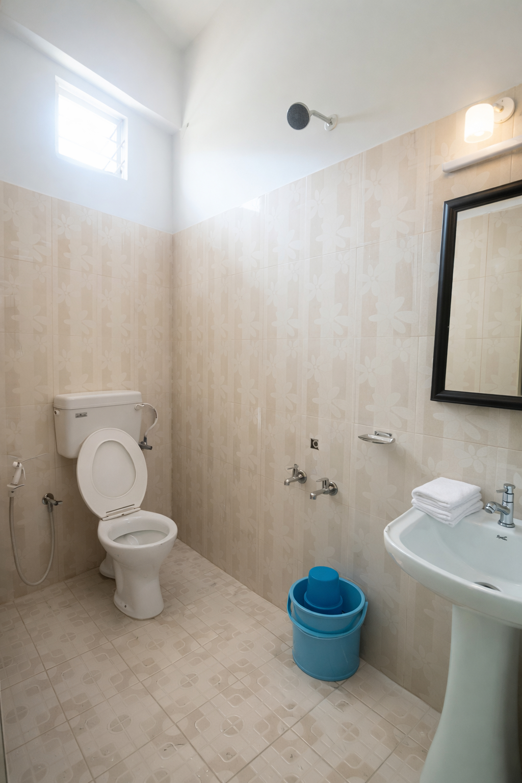 Bathroom 3, Ammu Cottage, Idukki