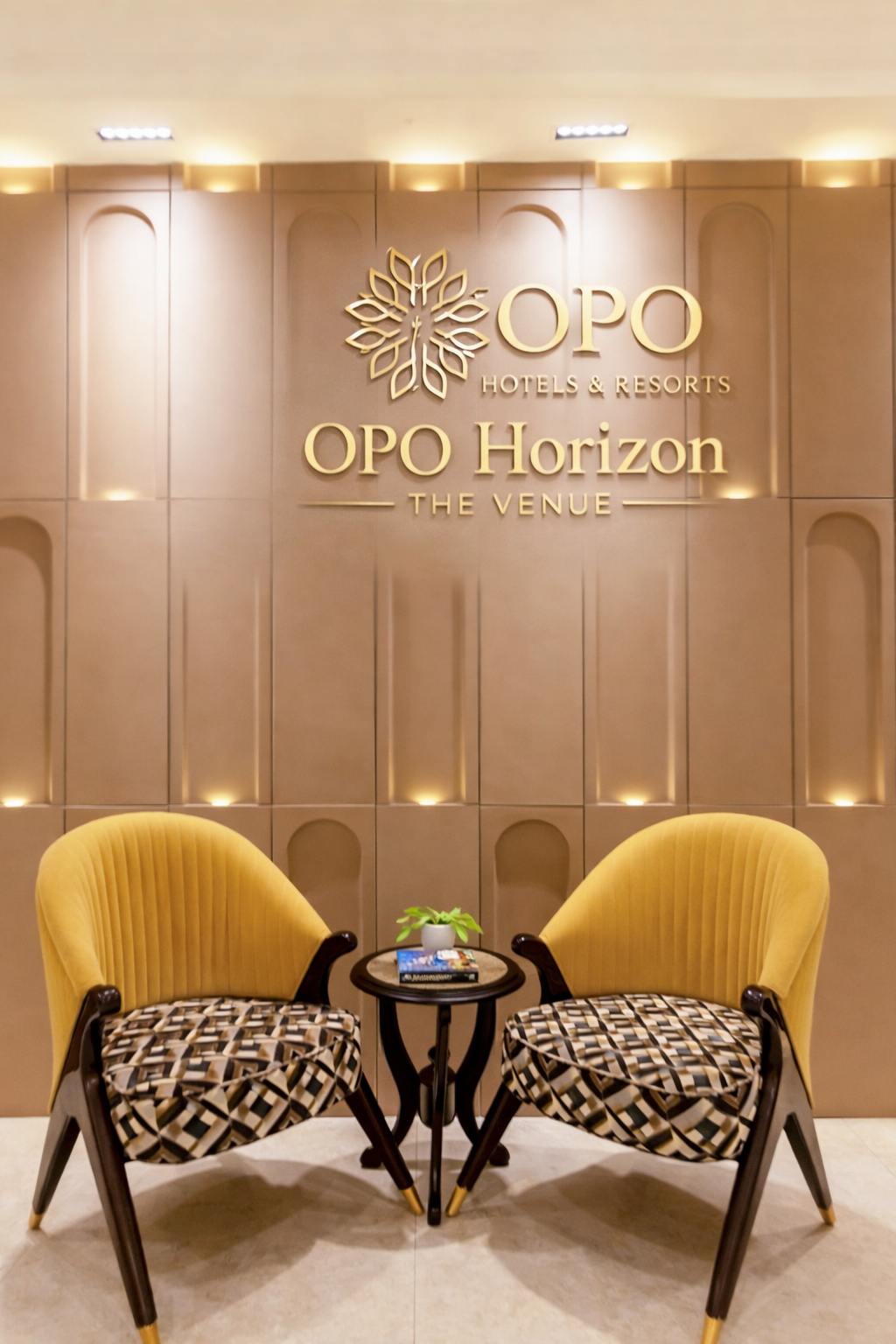 Public Area 3, Hotel Stanley Delhi Airport, Delhi