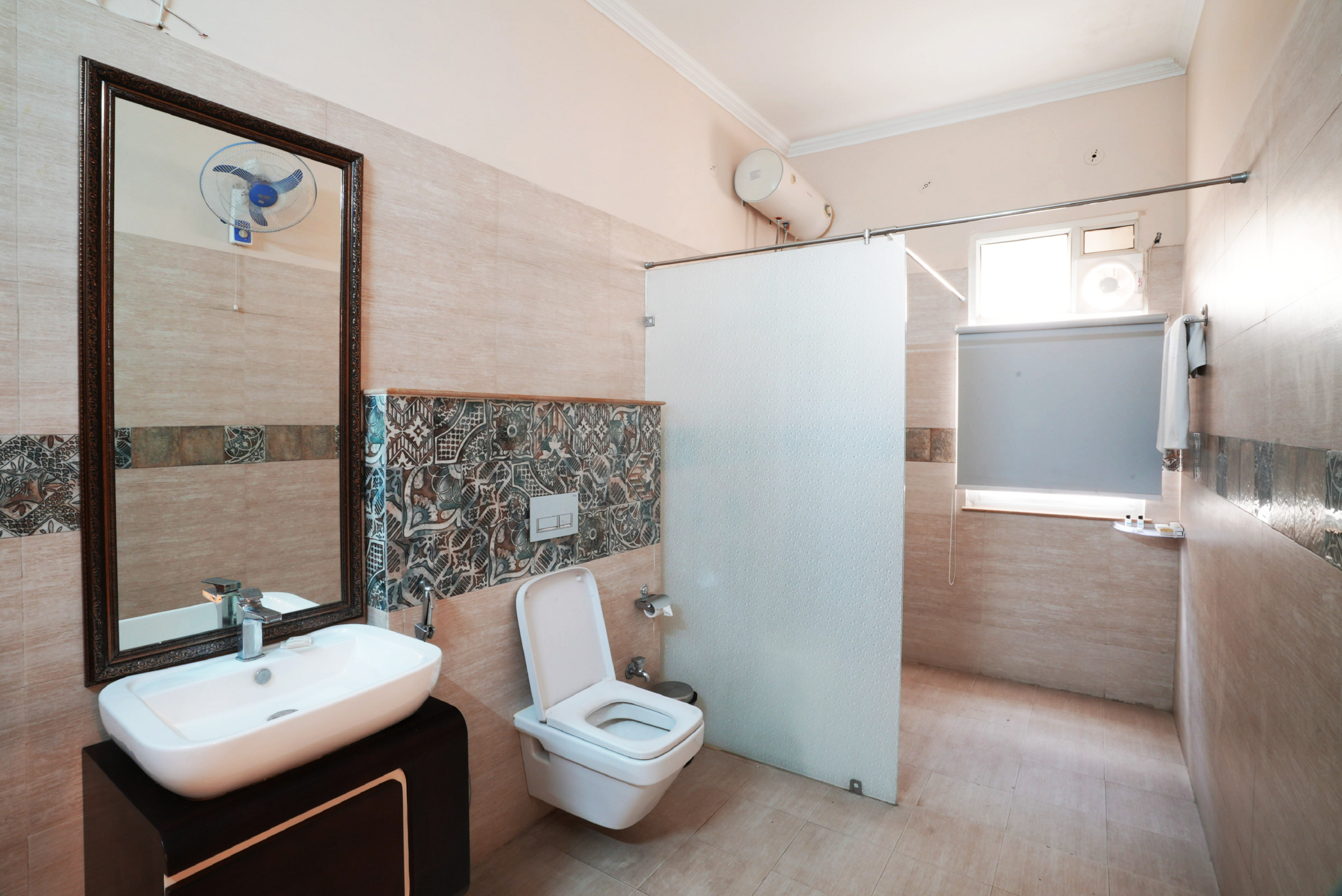 Bathroom, Kothi Lohagarh, Jaipur
