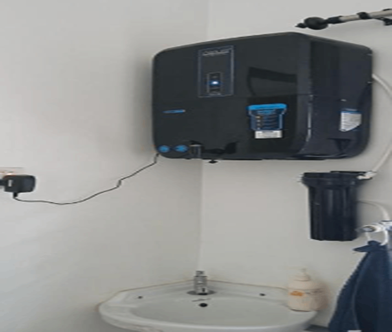 Bathroom 3, annies inn homestay, Ernakulam