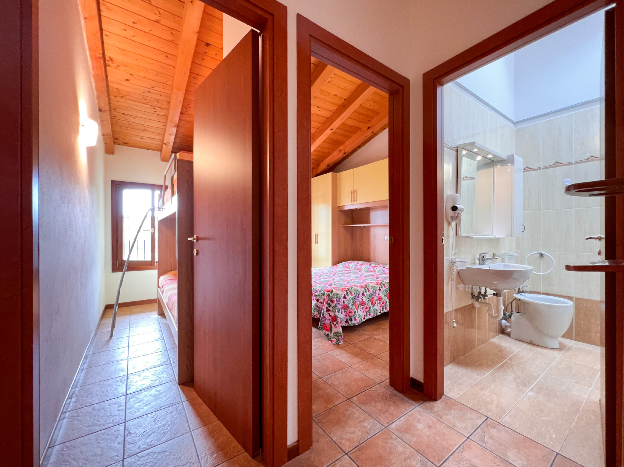 Bedroom 5, Garden-front house in Bibione, Venezia