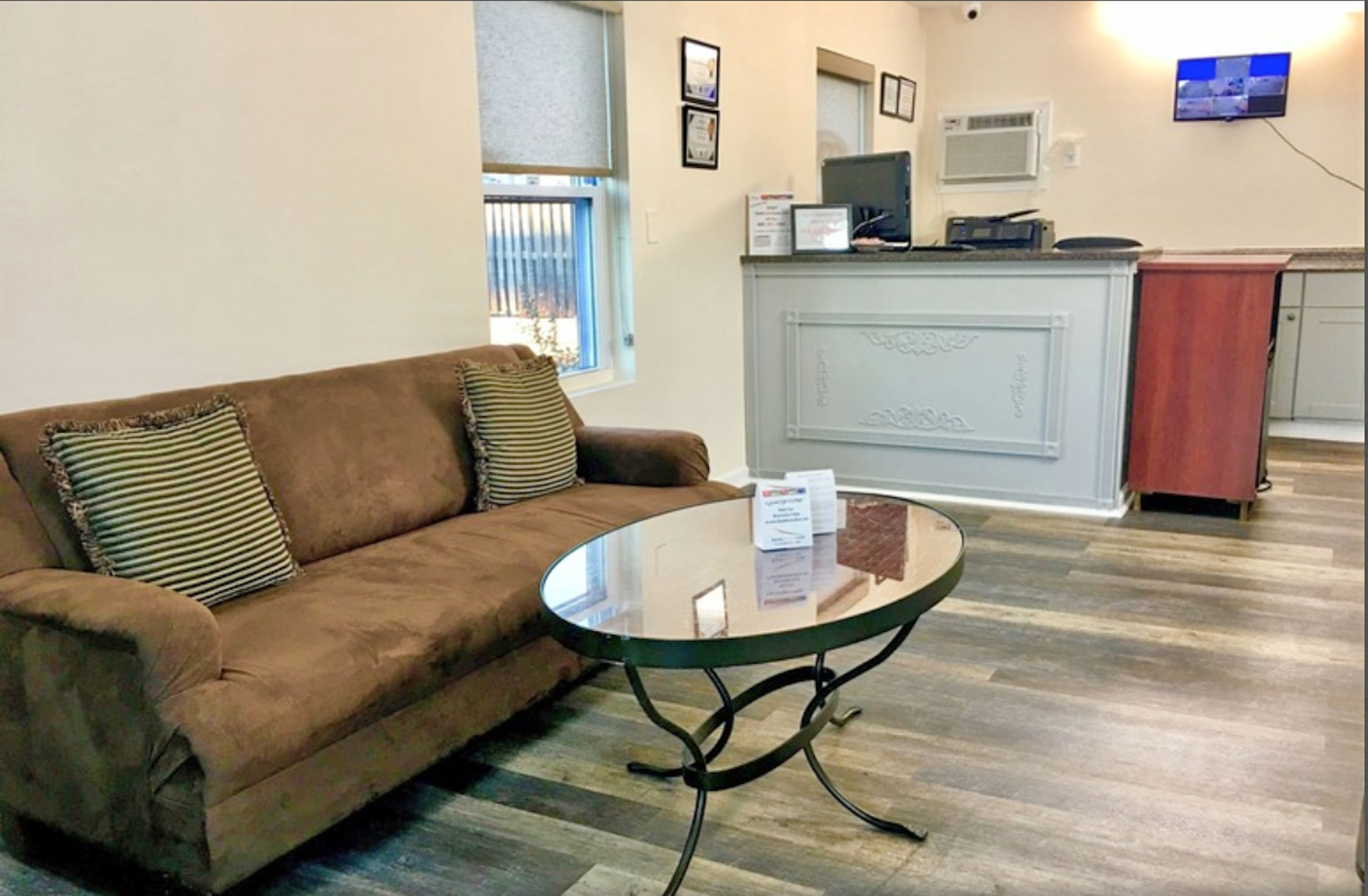 Public Area 2, Red Carpet Inn Alexandria, Fairfax