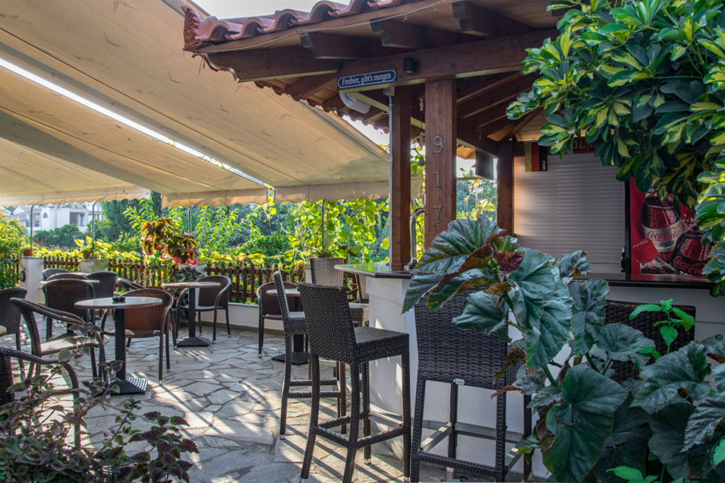 Food & Drinks 3, Golden Sun Kokkari, North Aegean