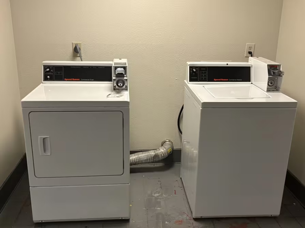 Washing machine, Quality Inn & Suites East Point - Atlanta Area, Fulton