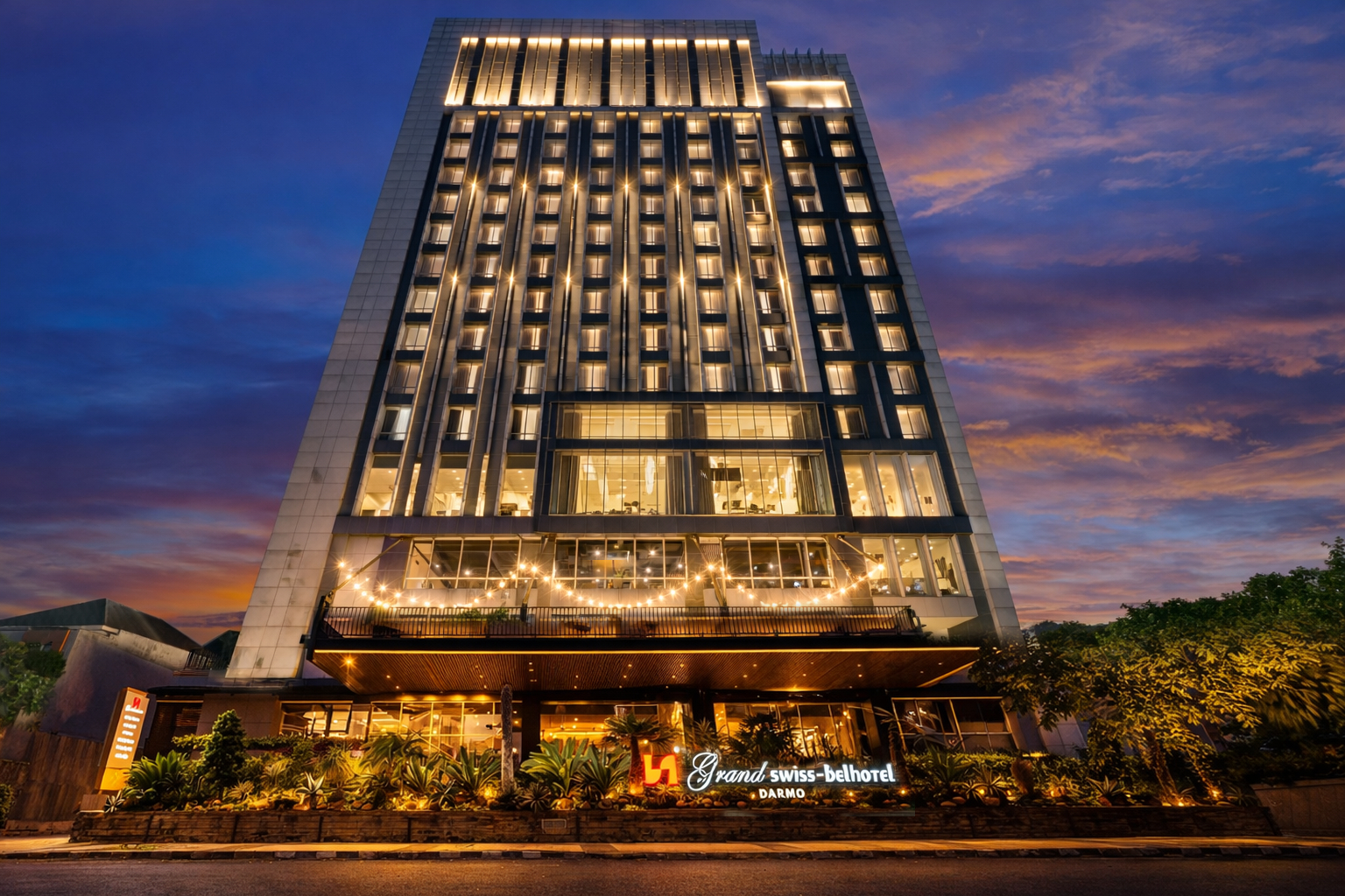 Exterior & Views 2, Grand Swiss-Belhotel Darmo Surabaya, Surabaya