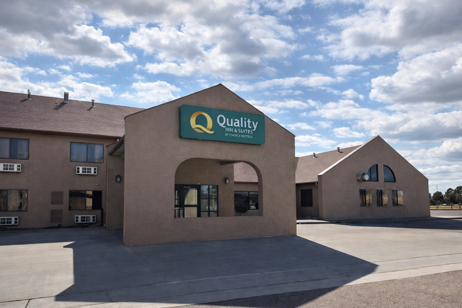 Exterior & Views 2, Quality Inn & Suites Colby, Thomas