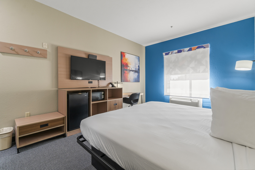 Bedroom 3, Americas Best Value Inn Suites Livingston, Polk