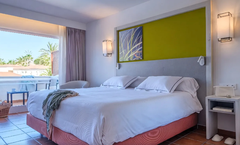 Bedroom, Oassium Hotel - Adults Only, Tarragona